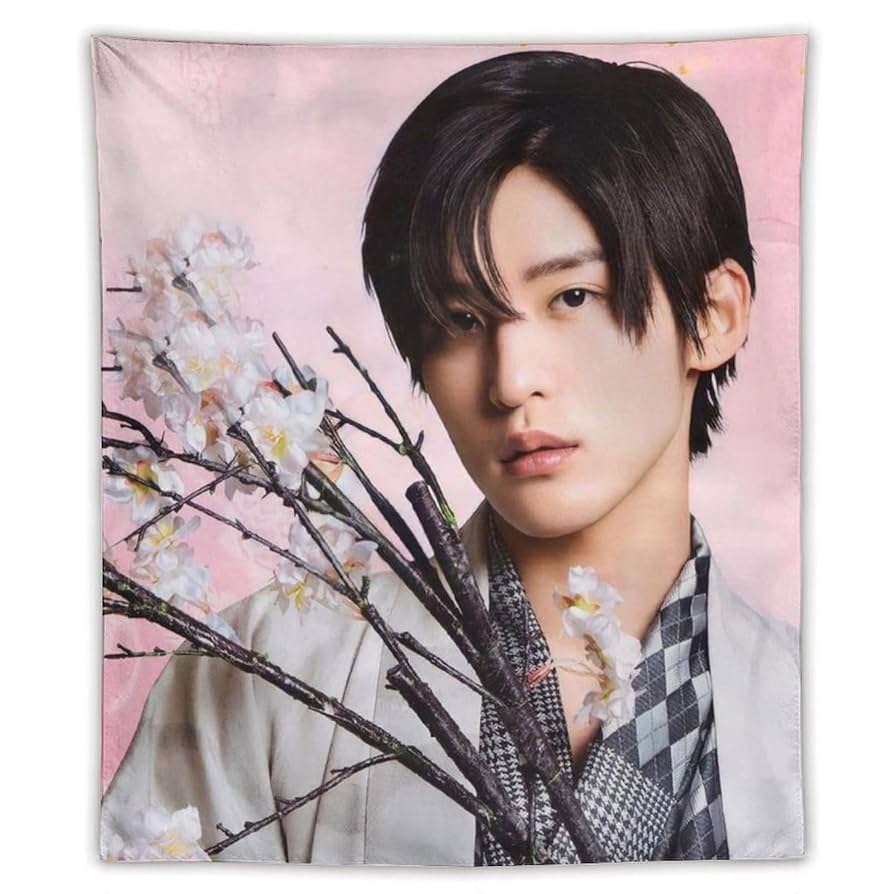 目黒蓮タペストリー SnowMan 目黒蓮さん 公式写真 タペストリー スーツ 和装 2枚