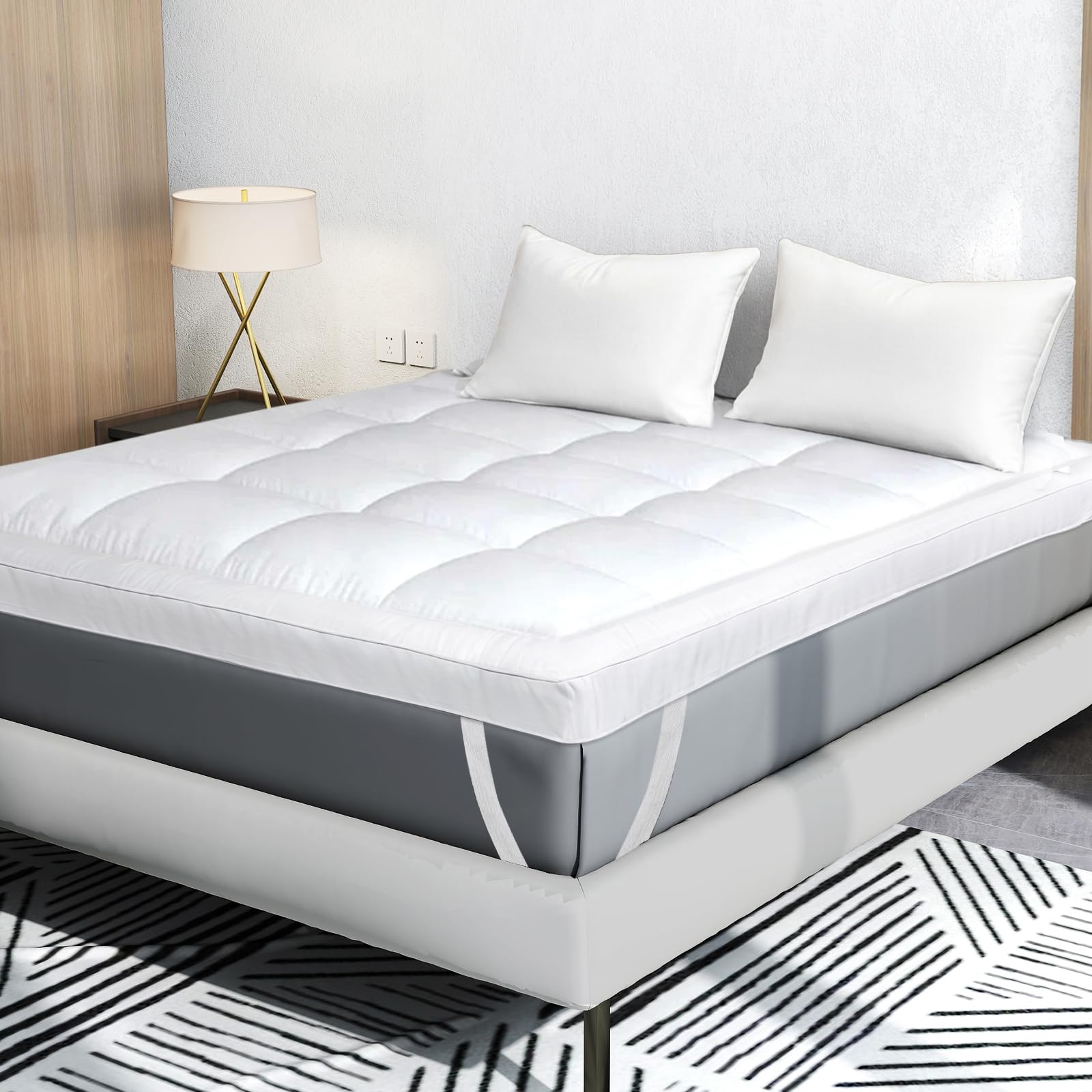 Lavio 10cm Extra Thick Mattress Topper Orthopaedic Memory Foam Feel,Anti-Allergy Quilted Cover,Removable & Machine Washable,Non-Slip Base,Ideal for Beds,Campervans & RVs (190x137)