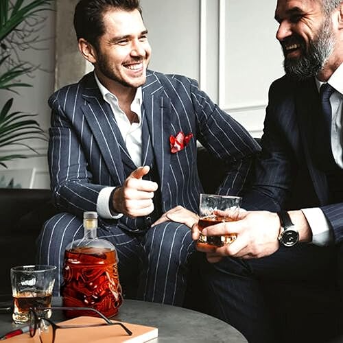 Miniatura 9 de Juego de decantador de whisky con 2 vasos, jarra creativa transparente, jarra de whisky para vino, escocés, bourbon, vodka, licor, botellas únicas 1