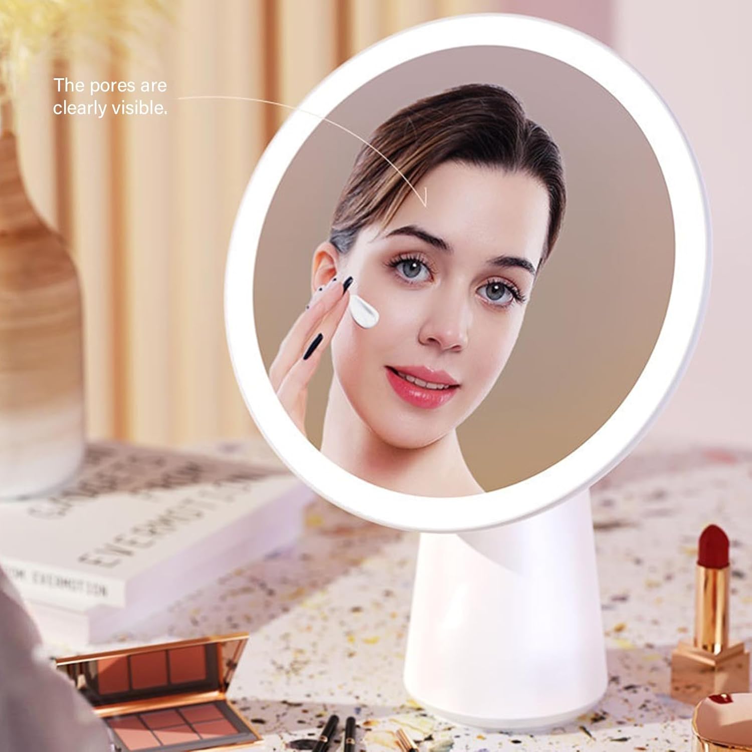 調整可能な照明を備えたLEDバニティグラス