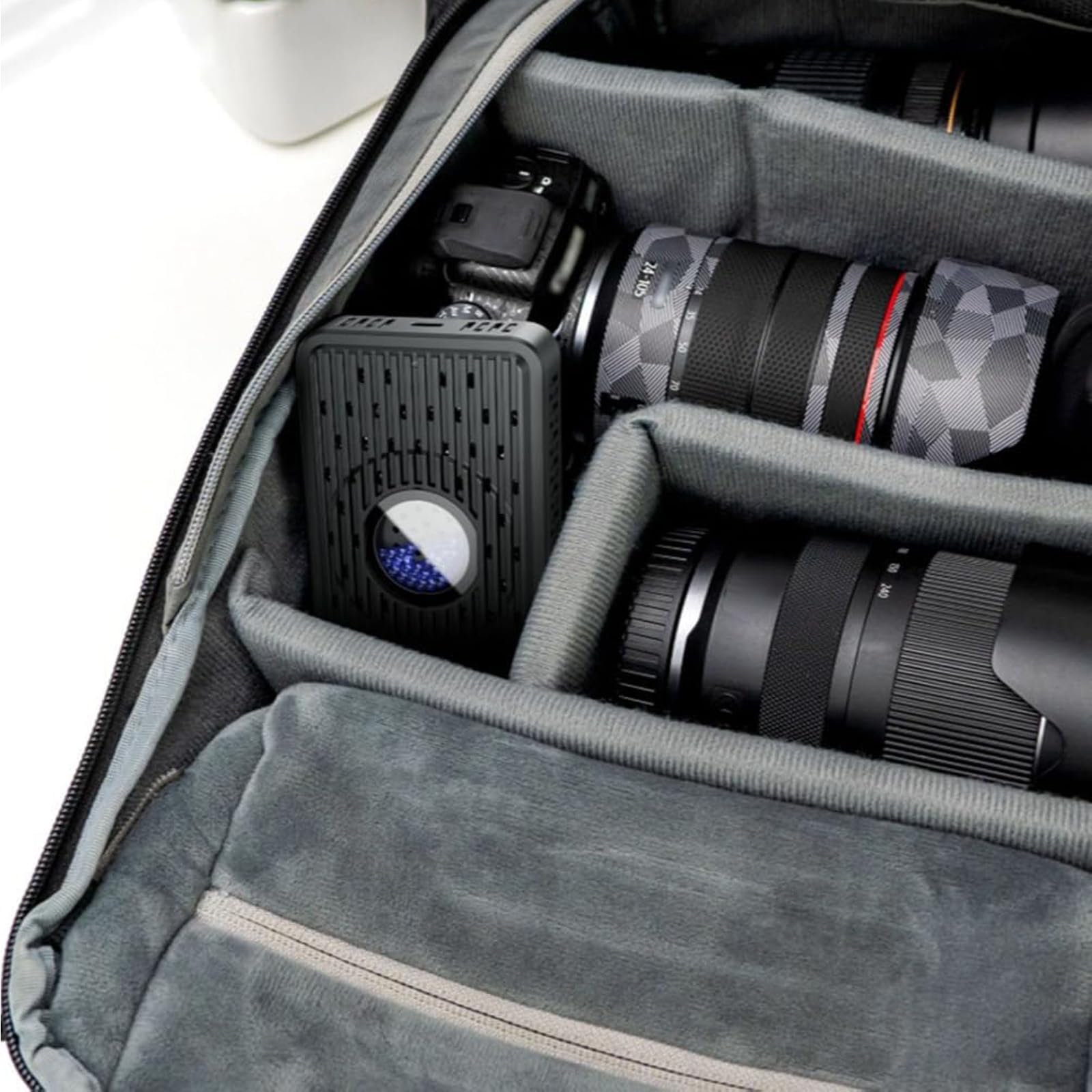 Dispositivo elettrico di deumidificazione con funzione di rigenerazione Assorbitore ricaricabile USB per dispositivo elettronico della macchina fotografica Imbiber elettronico