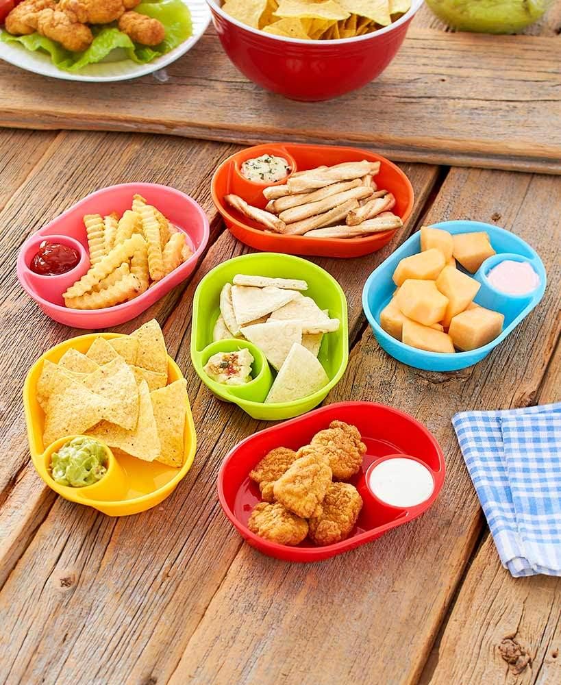 Set of 6 Snack Trays for Party Appetizers, Chips and Dip - Plastic