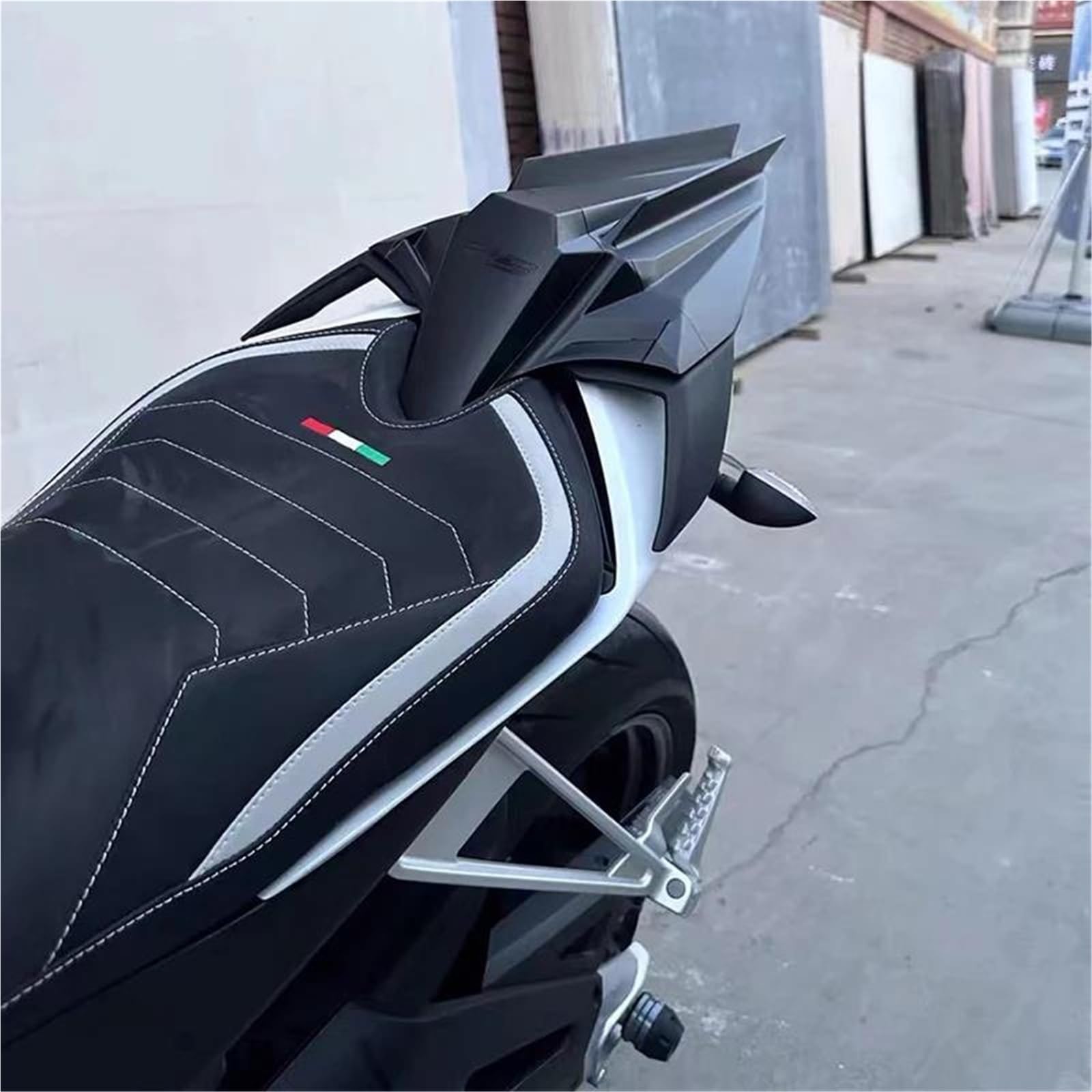 Motorrad-Heckverkleidung/Sitzabdeckung (Höcker) Für Aprilia RS660 RS 660 2020–2025 & Tuono 660 – Abdeckung Für Den Soziussitz Sitzverkleidung(Schwarz)