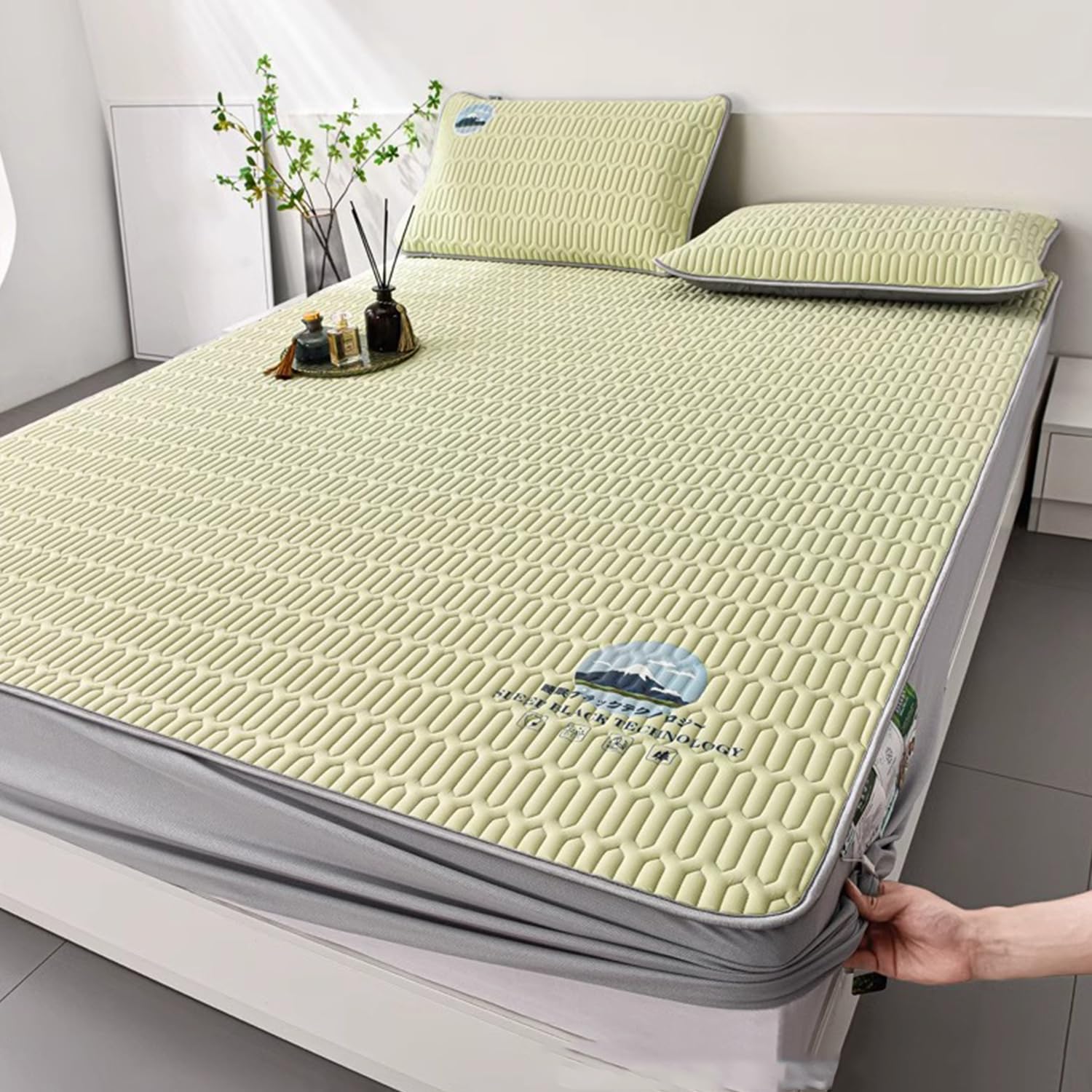 LDLCYCN Latex Mattress Protector Cooling Mattress Cover Queen Size Fitted Sheet