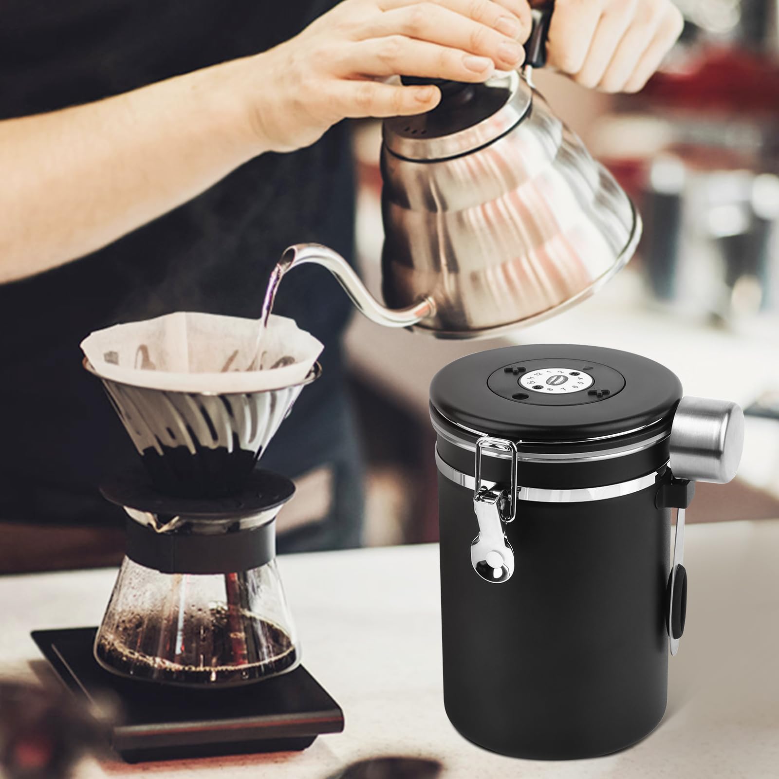 LWMTT Contenitore ermetico in acciaio inox, 1,8 l, con valvola di scarico, per chicchi di caffè, noci, cacao (BK)