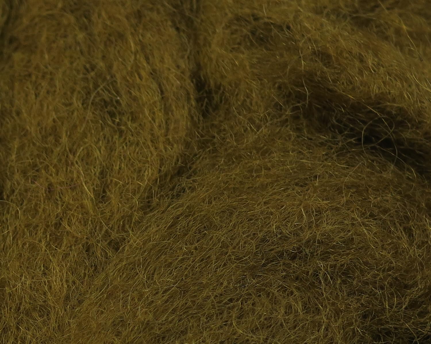 Hareline Fly Tying Sculpin Wool – Buggy Natural Wool for Streamers & Sculpin Patterns (Olive)