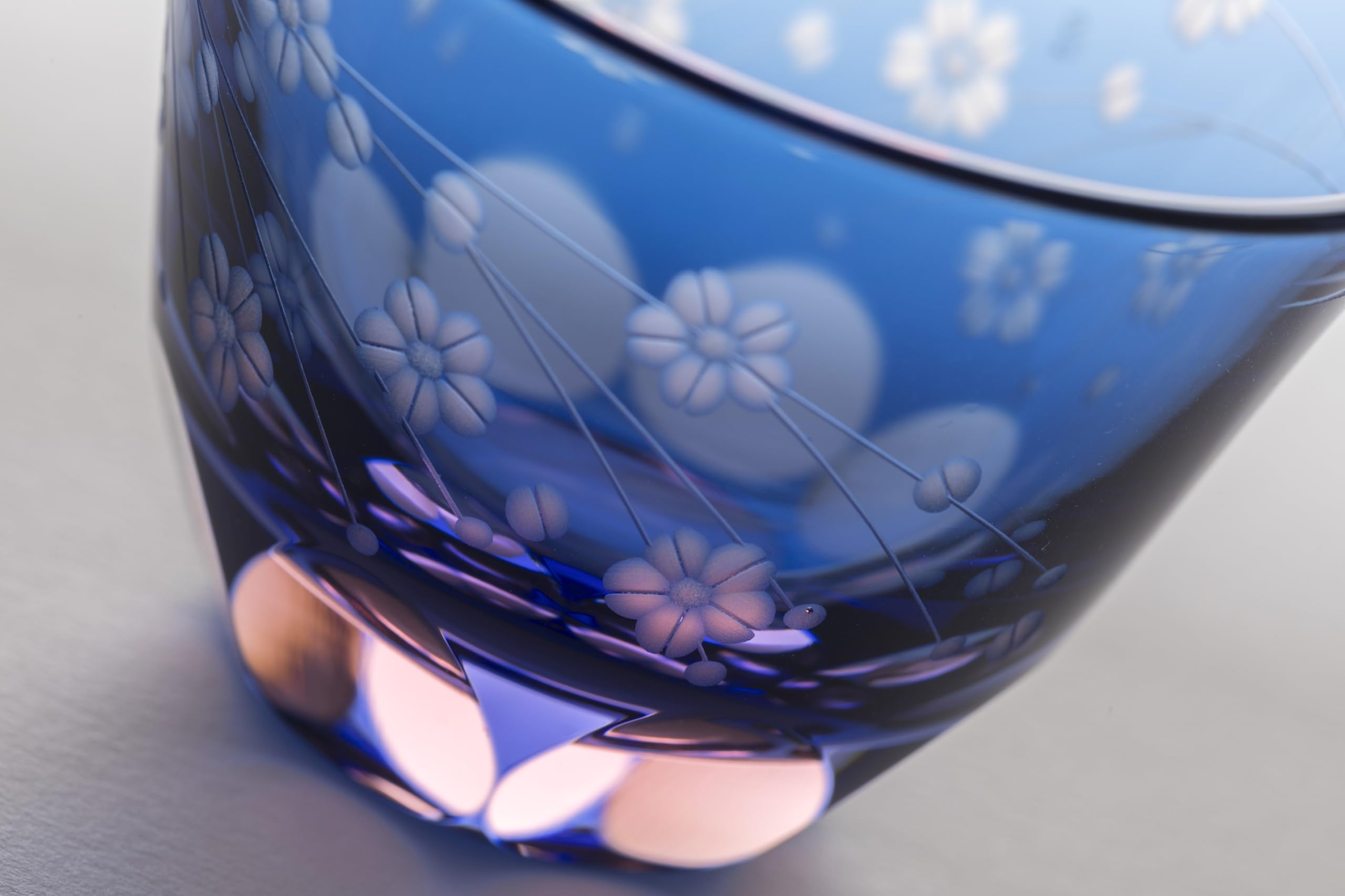 Amazon.co.jp: 硝子工房 彩鳳 江戸切子 グラス ぐい呑 ペア 桜