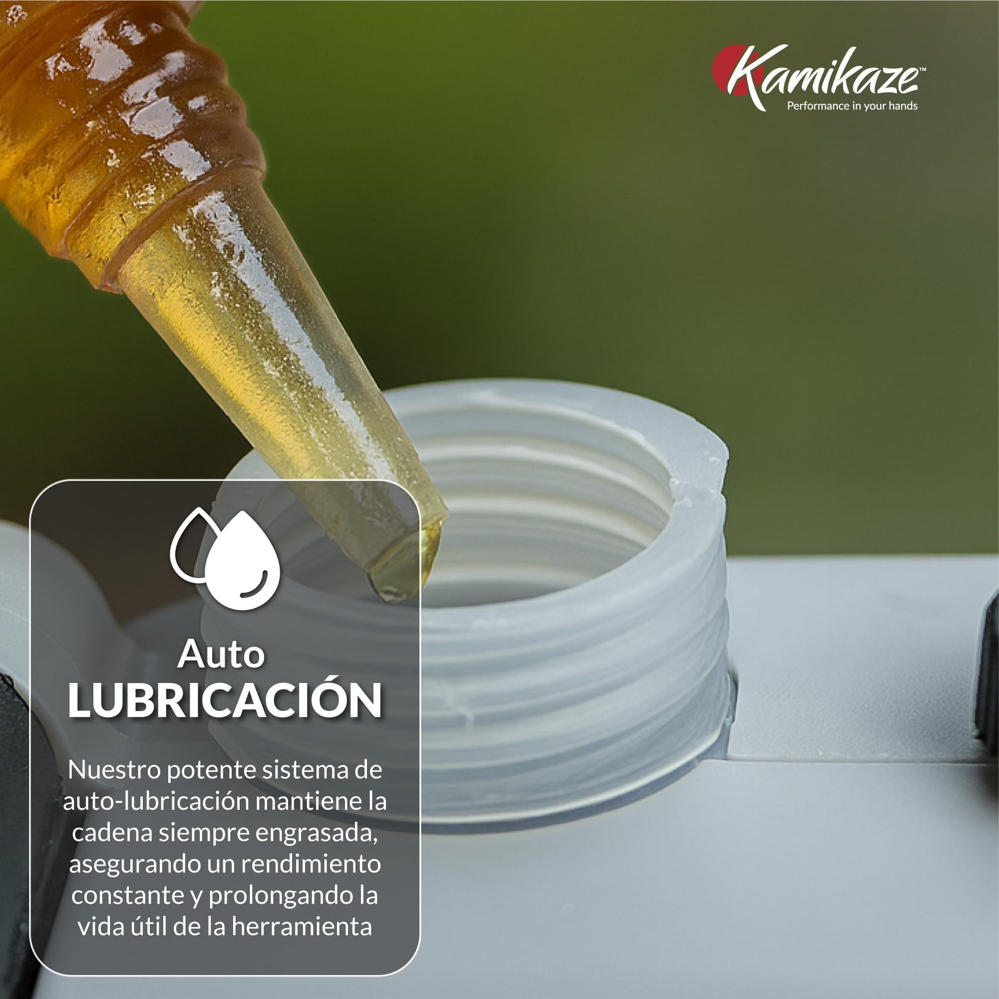 KAMIKAZE Mini Motosierra Eléctrica a Batería - Portátil, 300W, 2 Baterías de 21V 4Ah, Carga Rápida, Mango Ergonómico, Sistema de Seguridad, Corte Ø160mm, Incluye Maletín y Aceite Lubricante