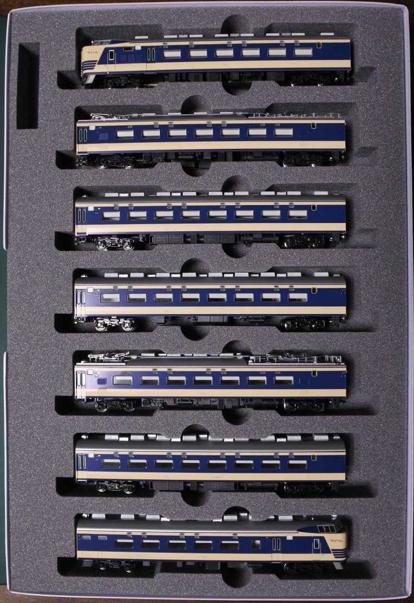 直筆サイン入り写真 クロエ・ベネット エージェント・オブ・シールド