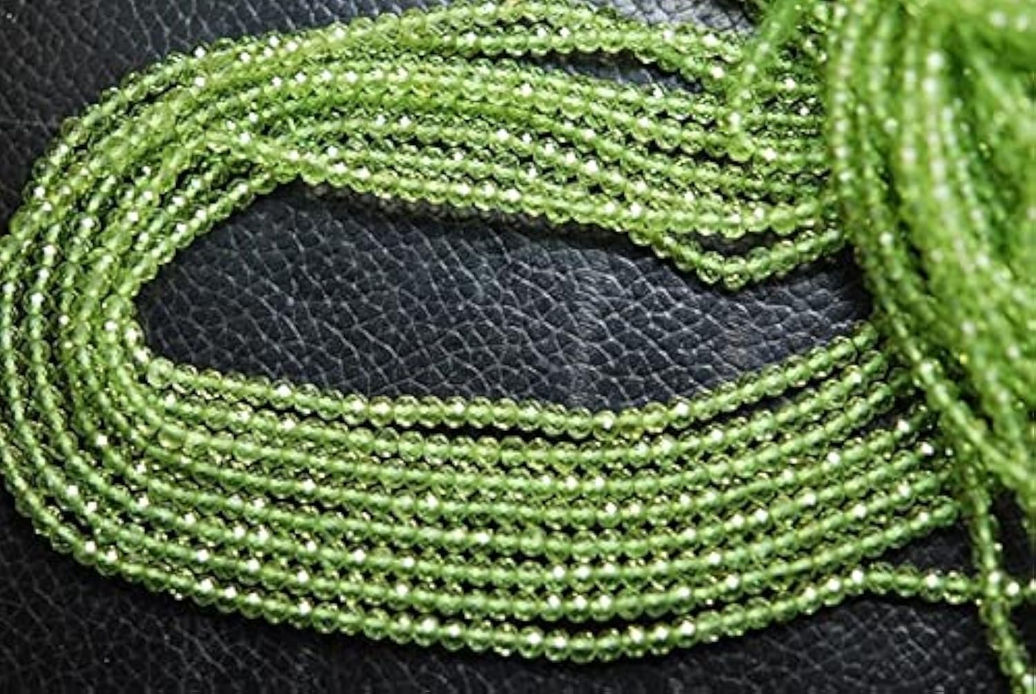 Peridot Faceted Round Rondelles AAA 3mm sans défaut pour enfilage fluide