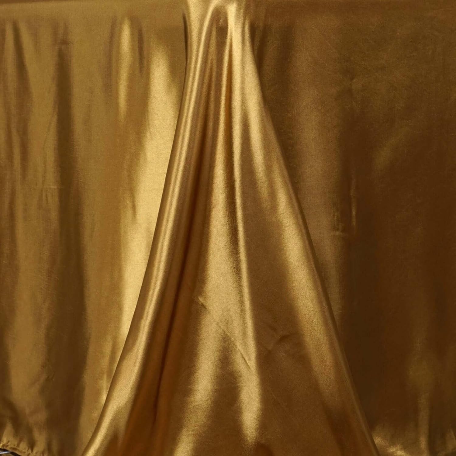 Efavormart Rectangle Satin Tablecloth, 90"x132" Smooth Oblong Washable Table Cloth, Decorative Silky Fabric Table Cover for Wedding, Party, Banquet- Gold