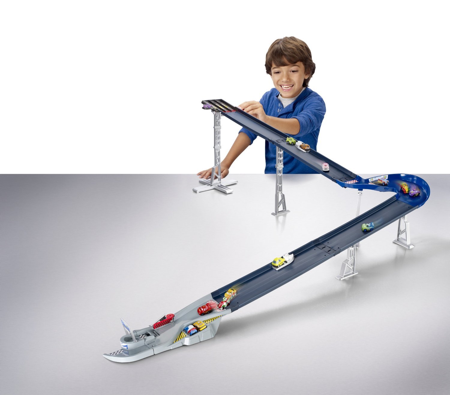 Cars MICRO DRIFTERS DESIGN & DRIFT SPEEDWAY Track Set : Amazon.sg