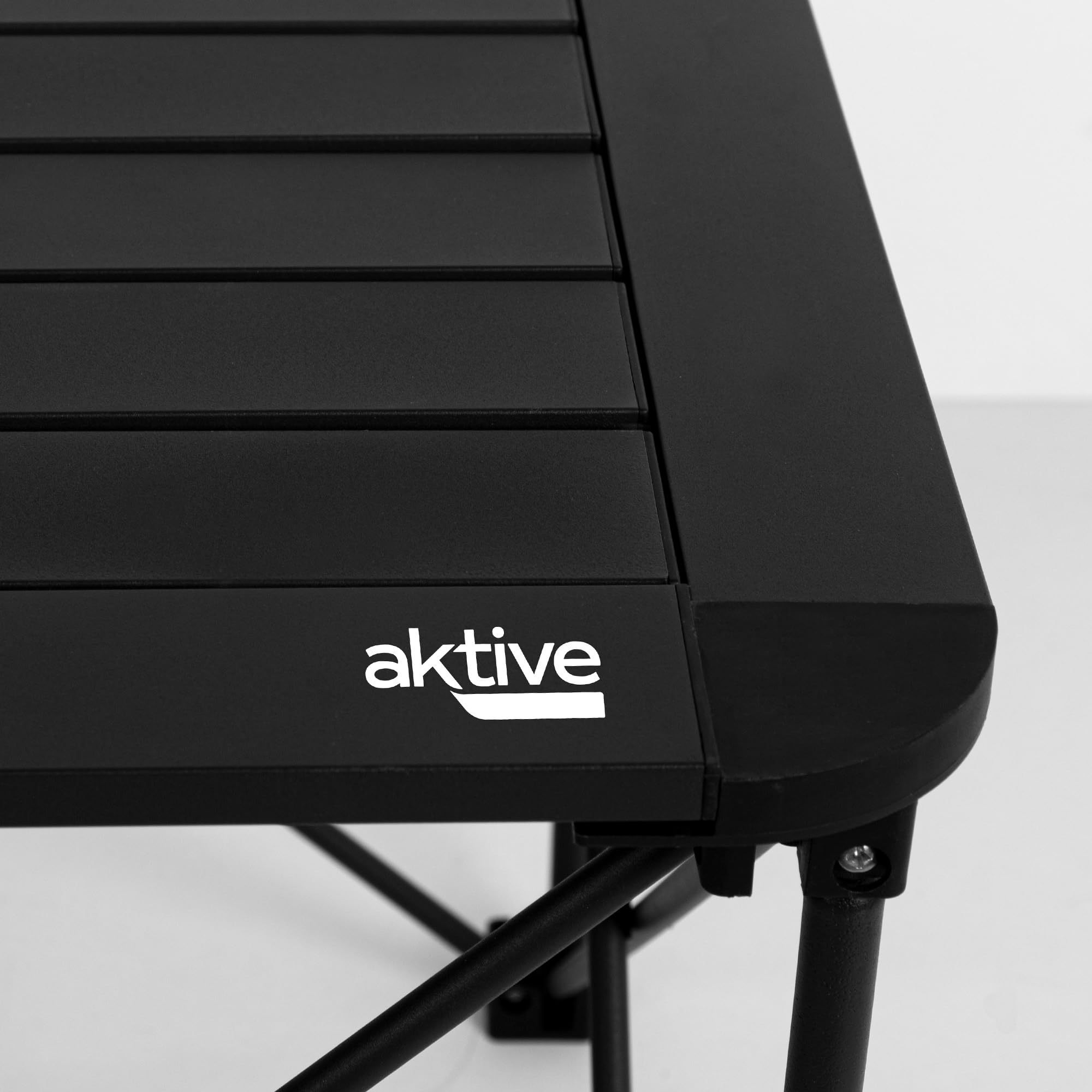 AKTIVE Tavolo da campeggio pieghevole, 52x52x46 cm, Piedini antiribaltamento, Piano e struttura in alluminio, Supporta 30 kg, Pieghevole compatto