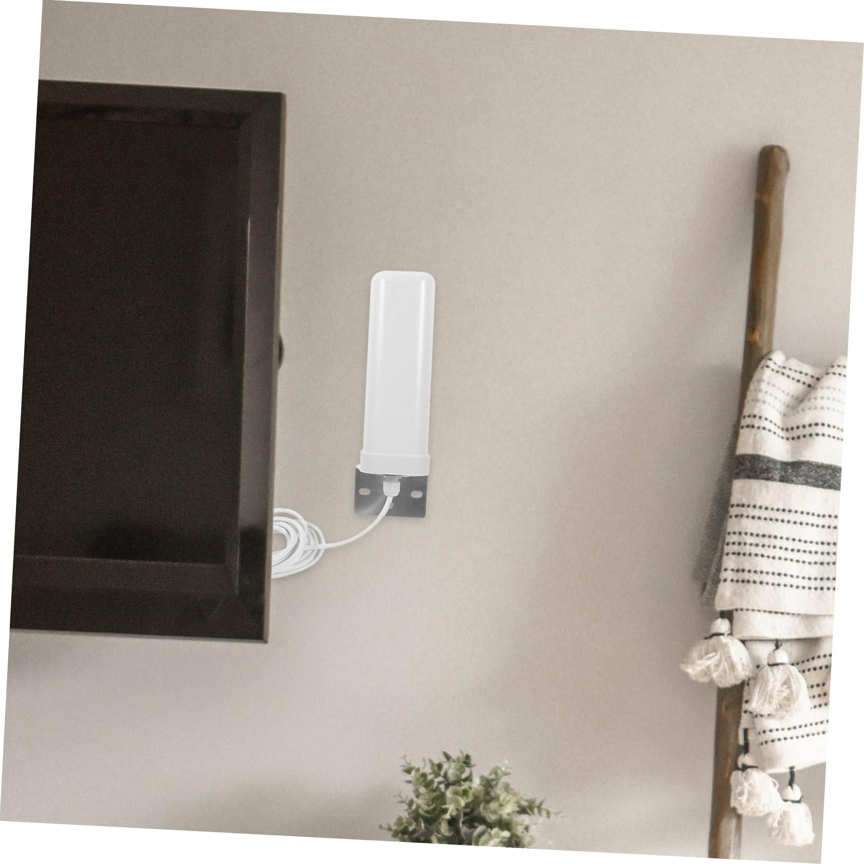 Ciieeo Antenne Omnidirectionnelle 4g Pleine Fréquence pour Routeur Modem, Signal Puissant Intérieur et Extérieur, Matériaux Métal et Plastique, Gain 16-18dbi, 50 Ohms