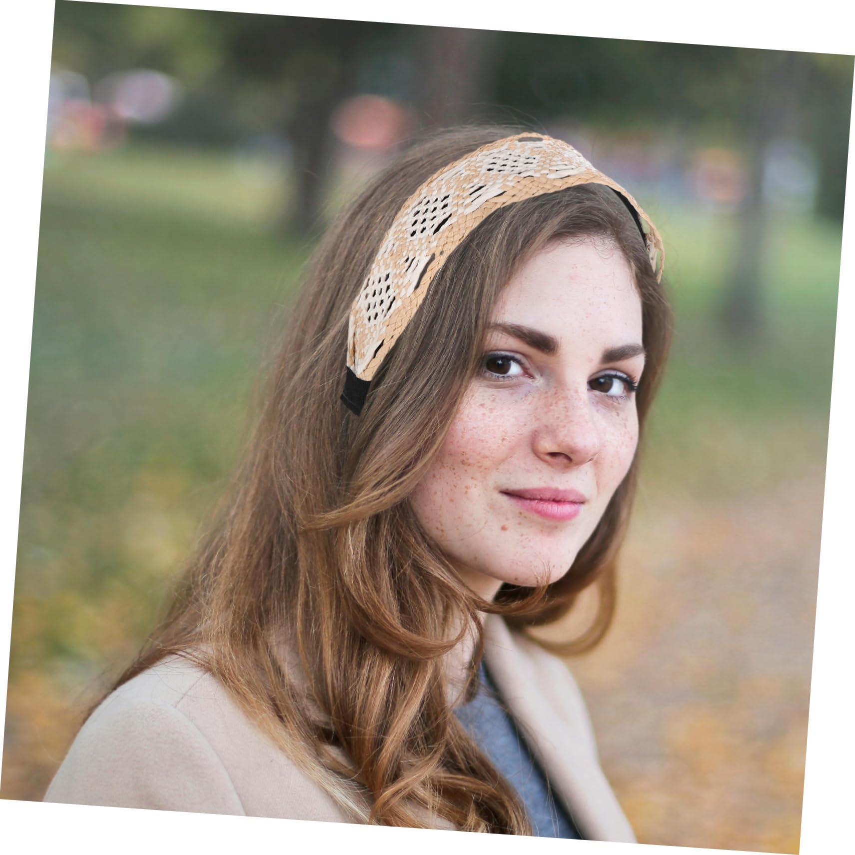 Ipetboom Bandeau Large en Raphia Tissé pour Femmes, Style Bohème Vintage, Coiffure Sécurisée et Facile à Porter, Accessoire Cheveux Beige pour Diverses Occasions