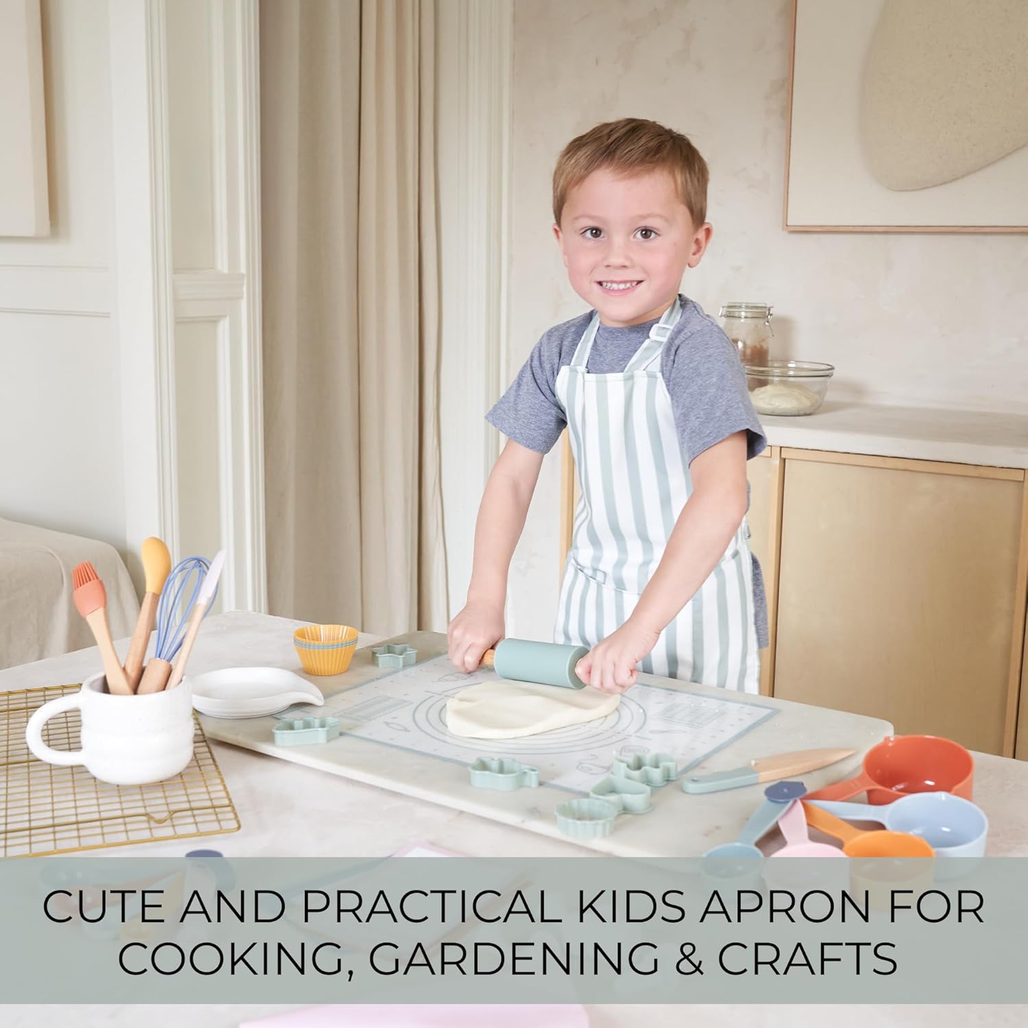 ZICOTO Kids Apron for Girls & Boys - Toddler Apron with Pocket for Cooking, Baking & Crafts - Christmas Gift for Little Chef - Image 3