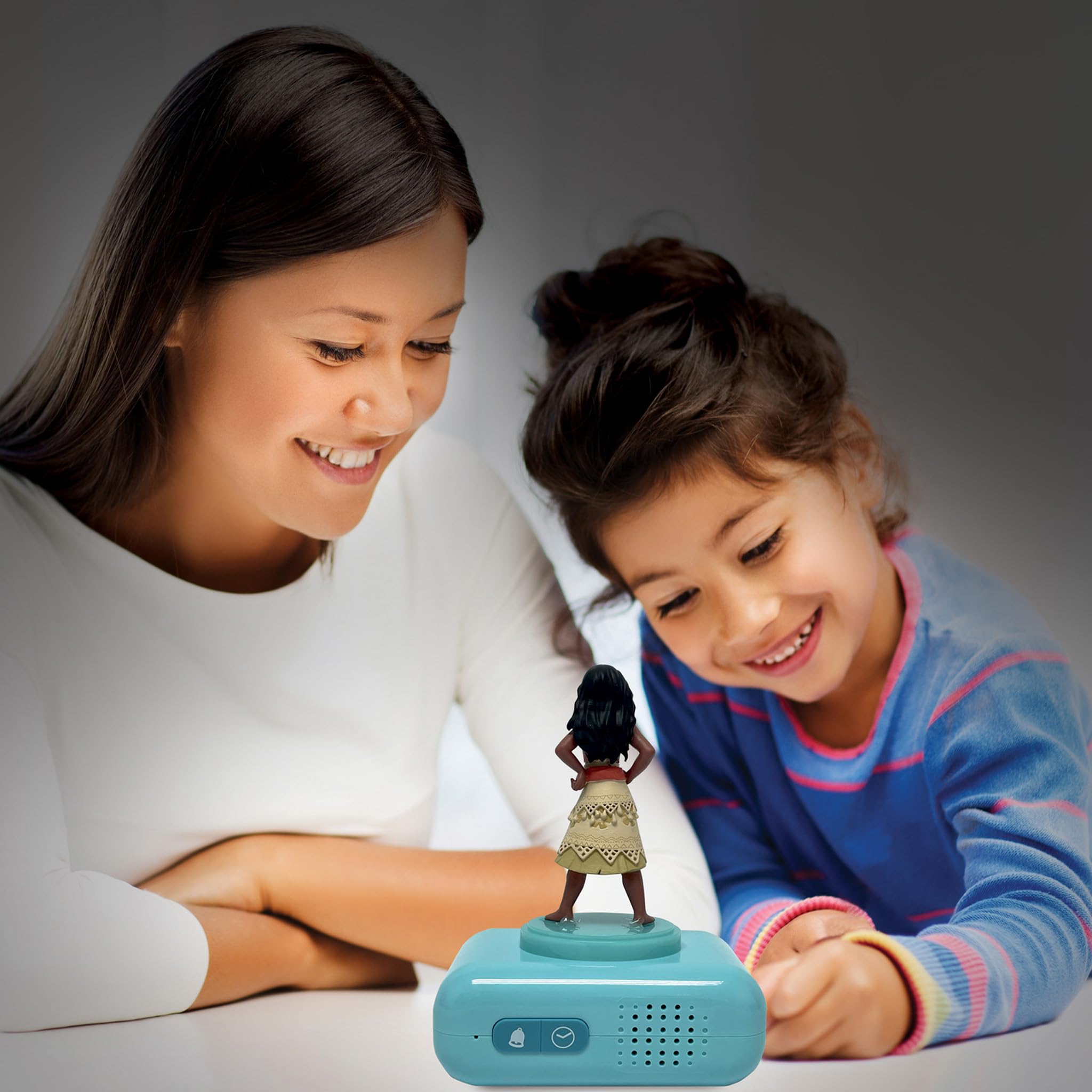 LEXIBOOK, Moana, Moana Nightlight Alarm Clock, Sounds and Melodies, Backlit LCD Screen, Luminous, Snooze, RL800VN - Image 3