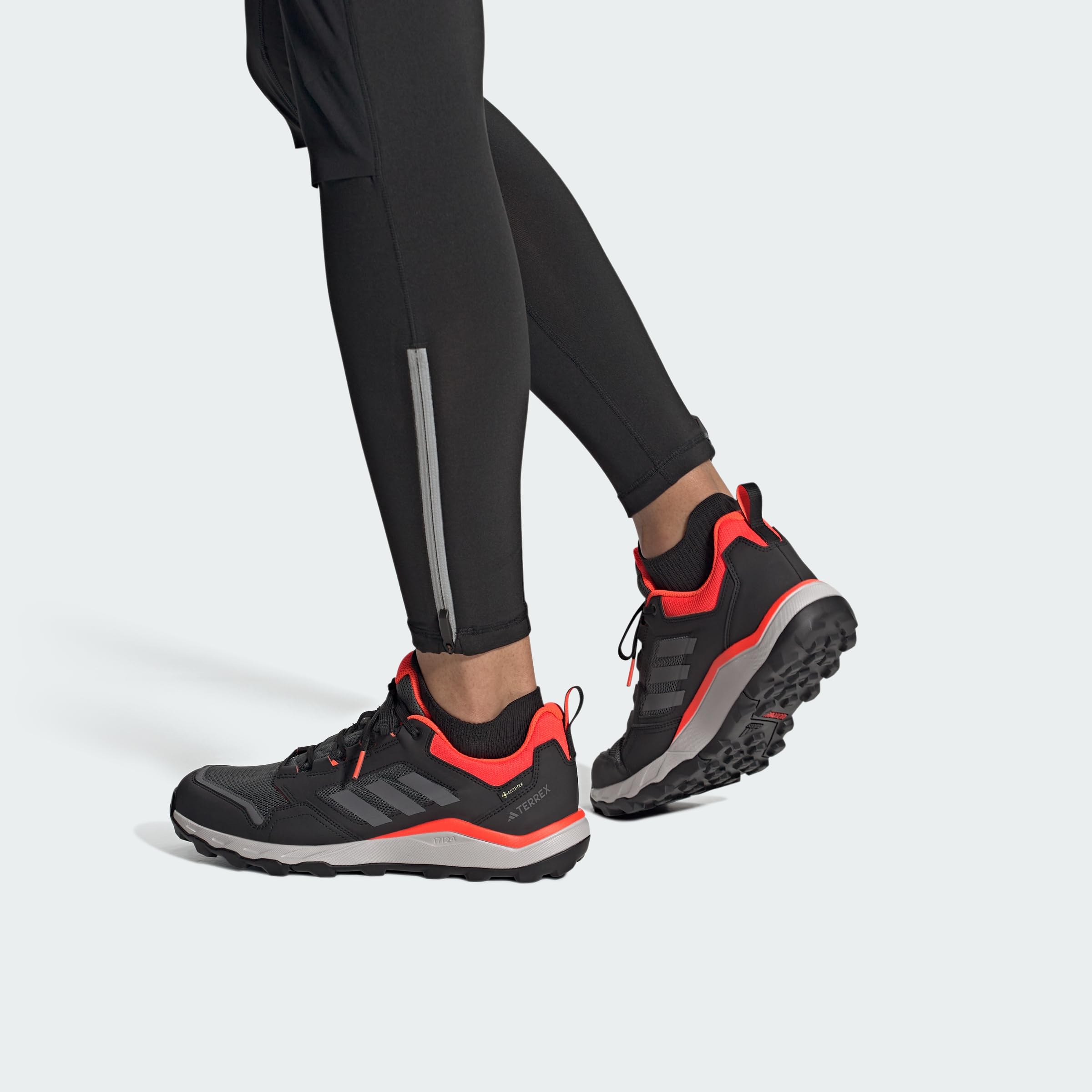 adidas Herren TracerockerORE-TEX Trail Running Shoes – Bild 2