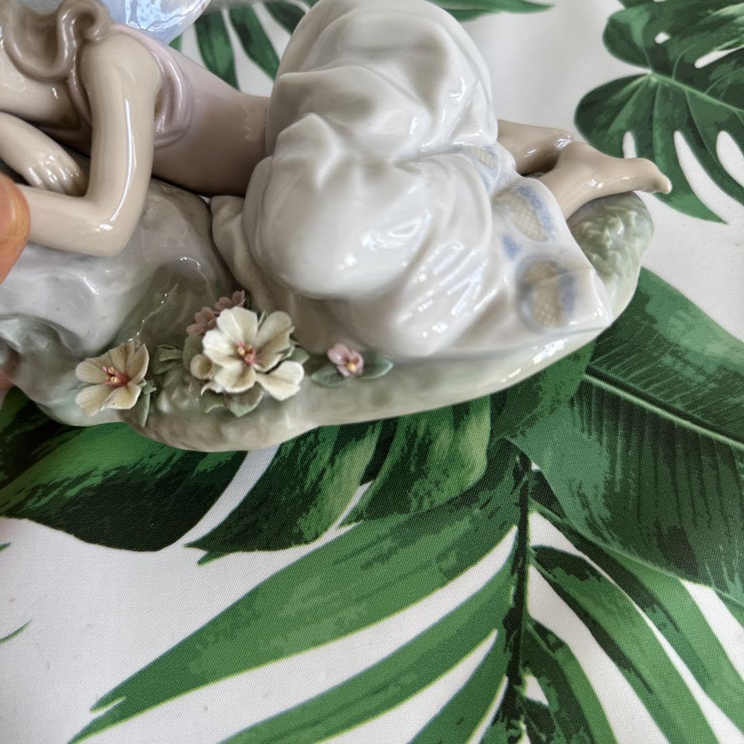 Amazon.co.jp: 箱付き LLADRO リヤドロ 7694 蝶 妖精 花