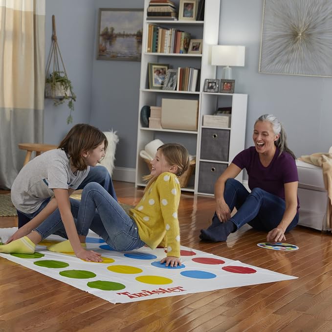 Hasbro Twister Juego de Mesa Clásico para 2 o más Jugadores miniatura 8