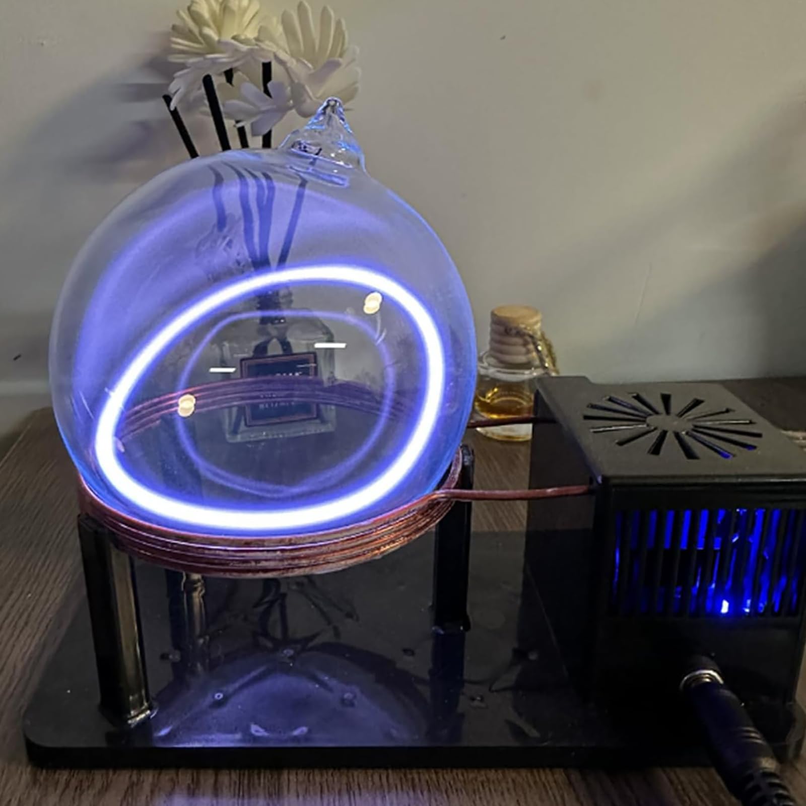 Adtzpc Gas Plasma Ring Ball, Arc Dynamic Plasma Ring Circuit With Cooling Fan and 9cm/3.5inch Diameter, Luminescent Xenon Ring Plasma Ball for Outdoor Activities Warning Signal and Science Gift