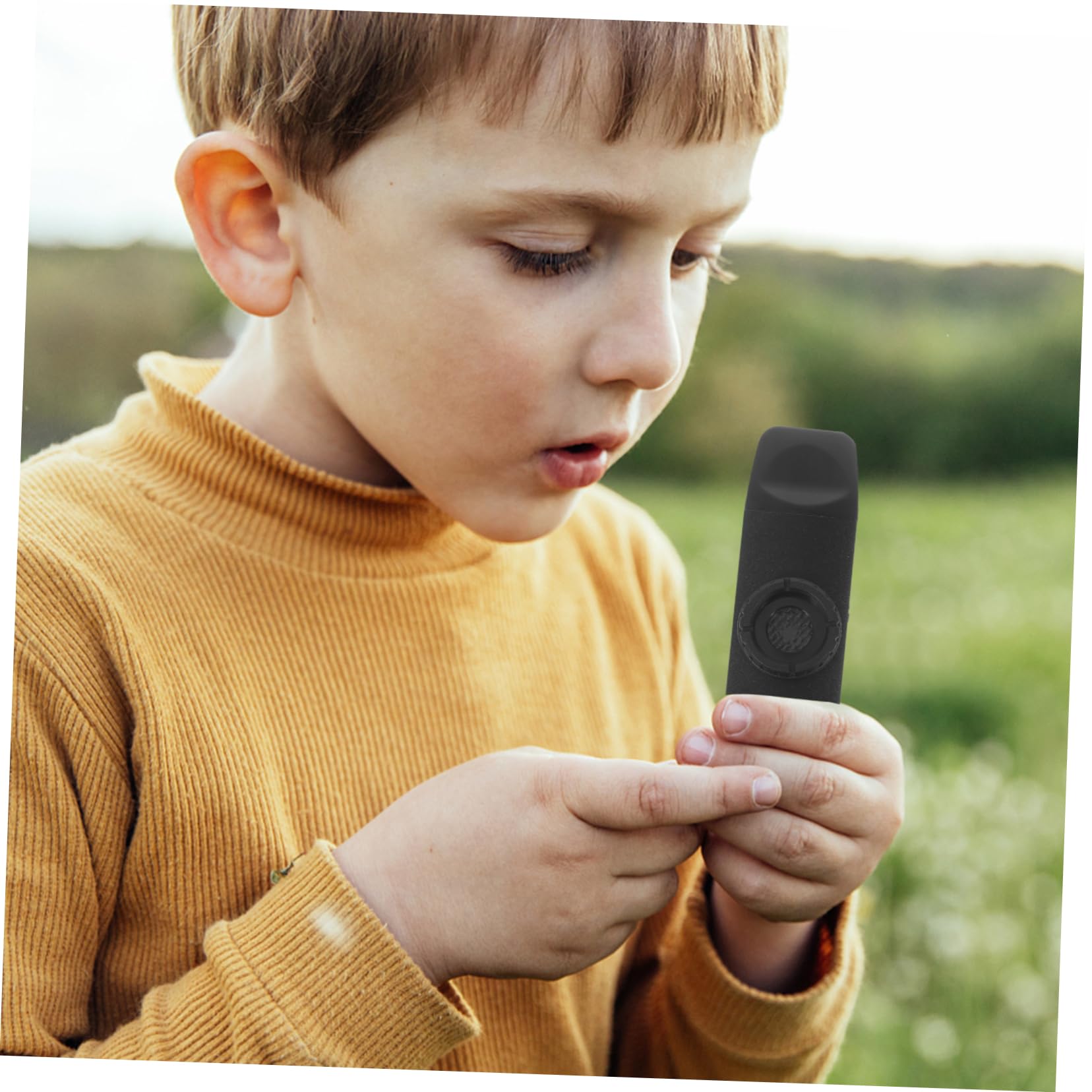 ULDIGI Kazoo Instrument Kazoo Musical Instrument for Guitar Accompaniment Bright Design for Fun Performances