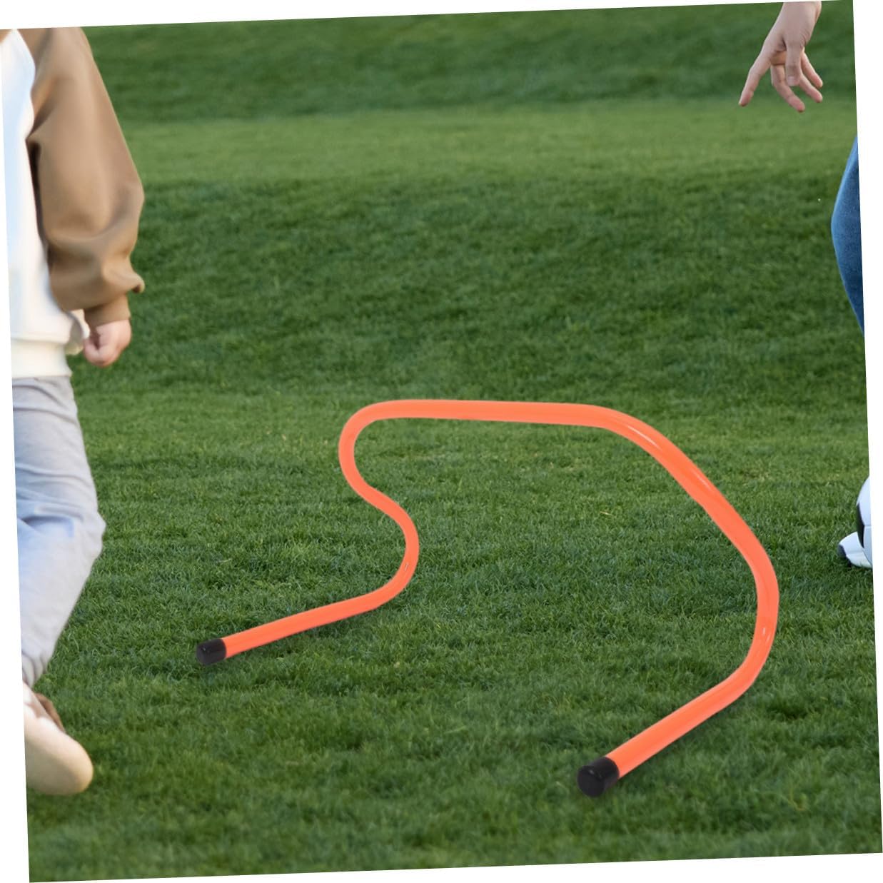 GLEAVI 4pcs Sports Training Hurdles Set 15cm Plastic Speed Hurdles for Soccer Football Agility and Running Training Equipment and Youth