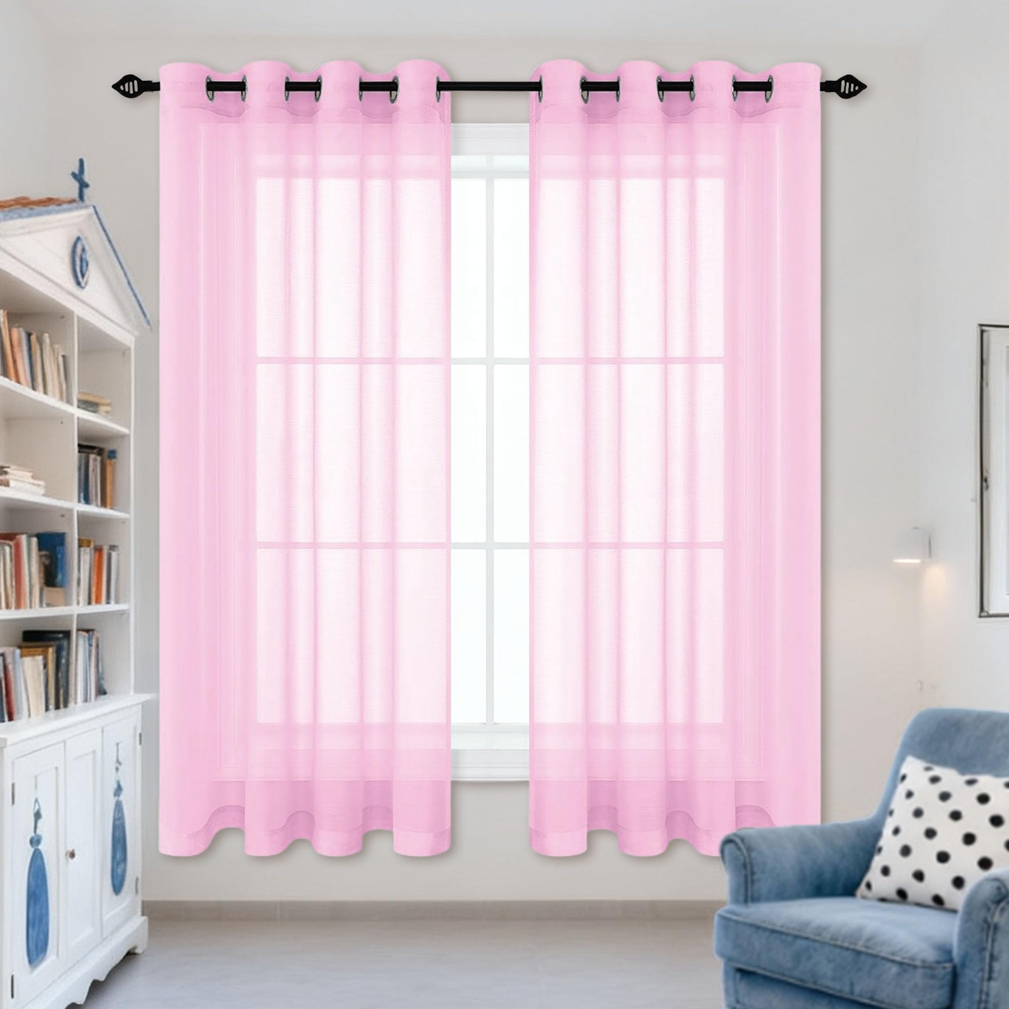 Rideaux voilages roses de salon pour ambiance douce et lumineuse