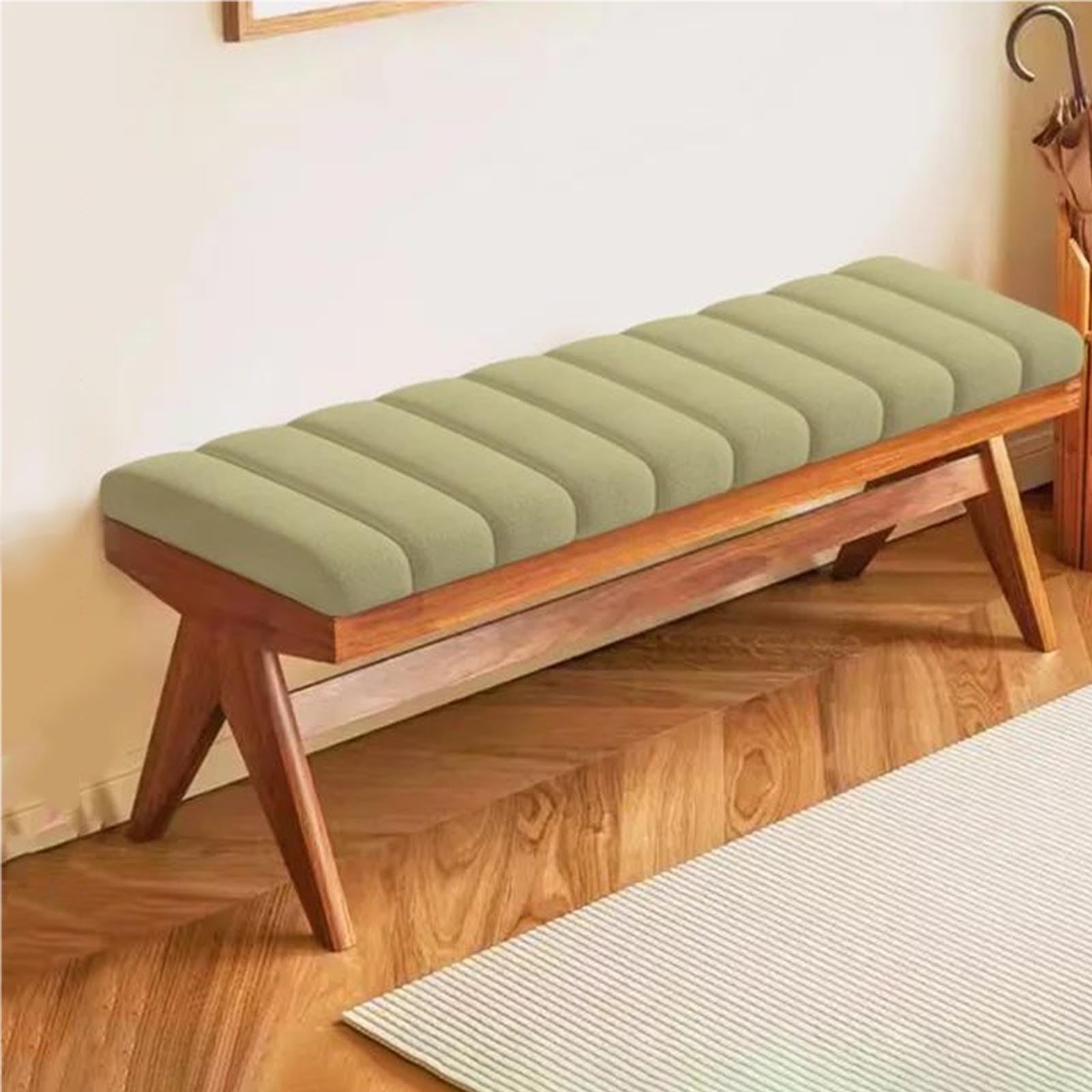 Coussin de banc imperméable et lavable assurant une assise confortable sur votre terrasse