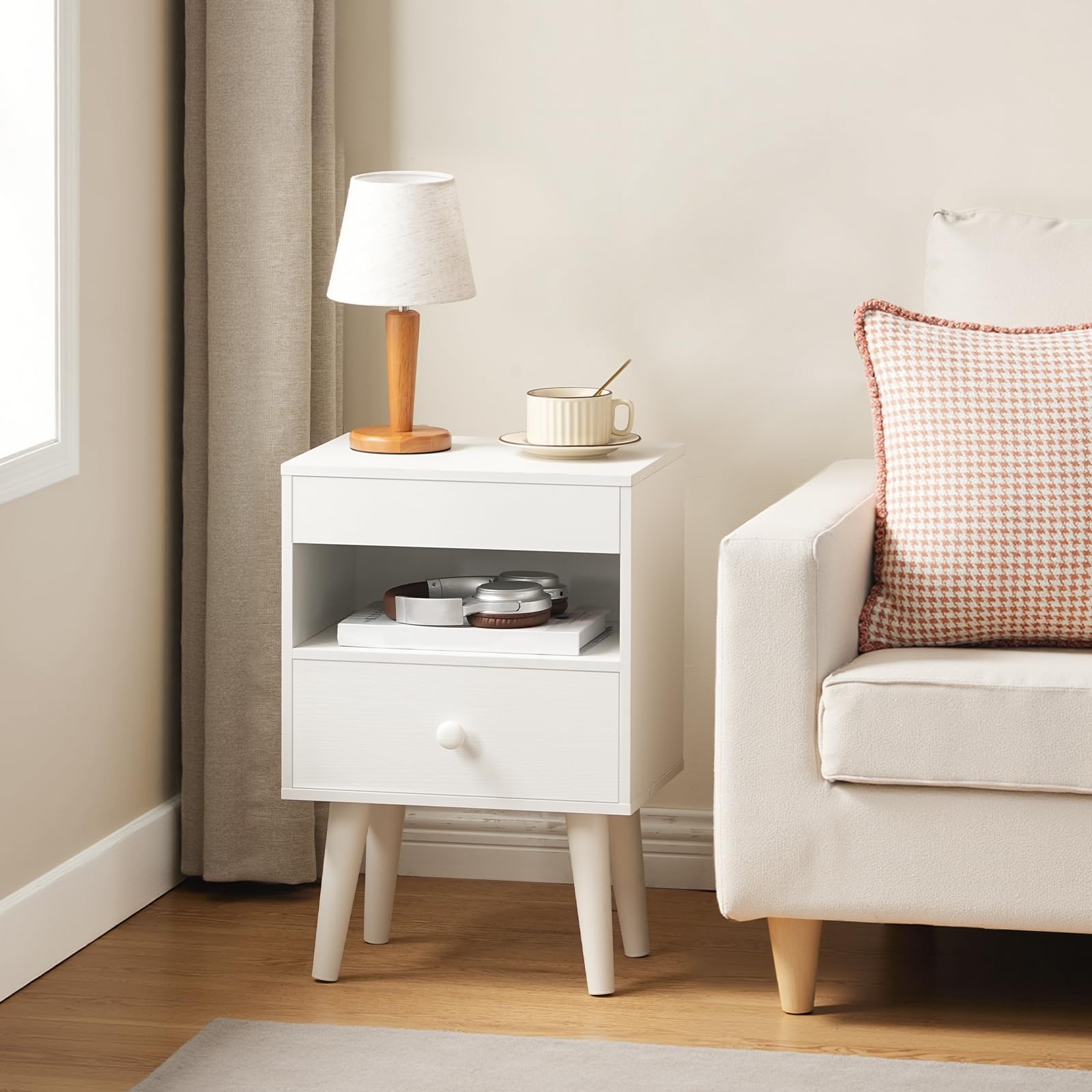 HOOBRO Comodino con Vassoio Estraibile, Cassetto in Tessuto, Tavolino da Caffè per Soggiorno e Camera da Letto, Bianco EWT191BZ01