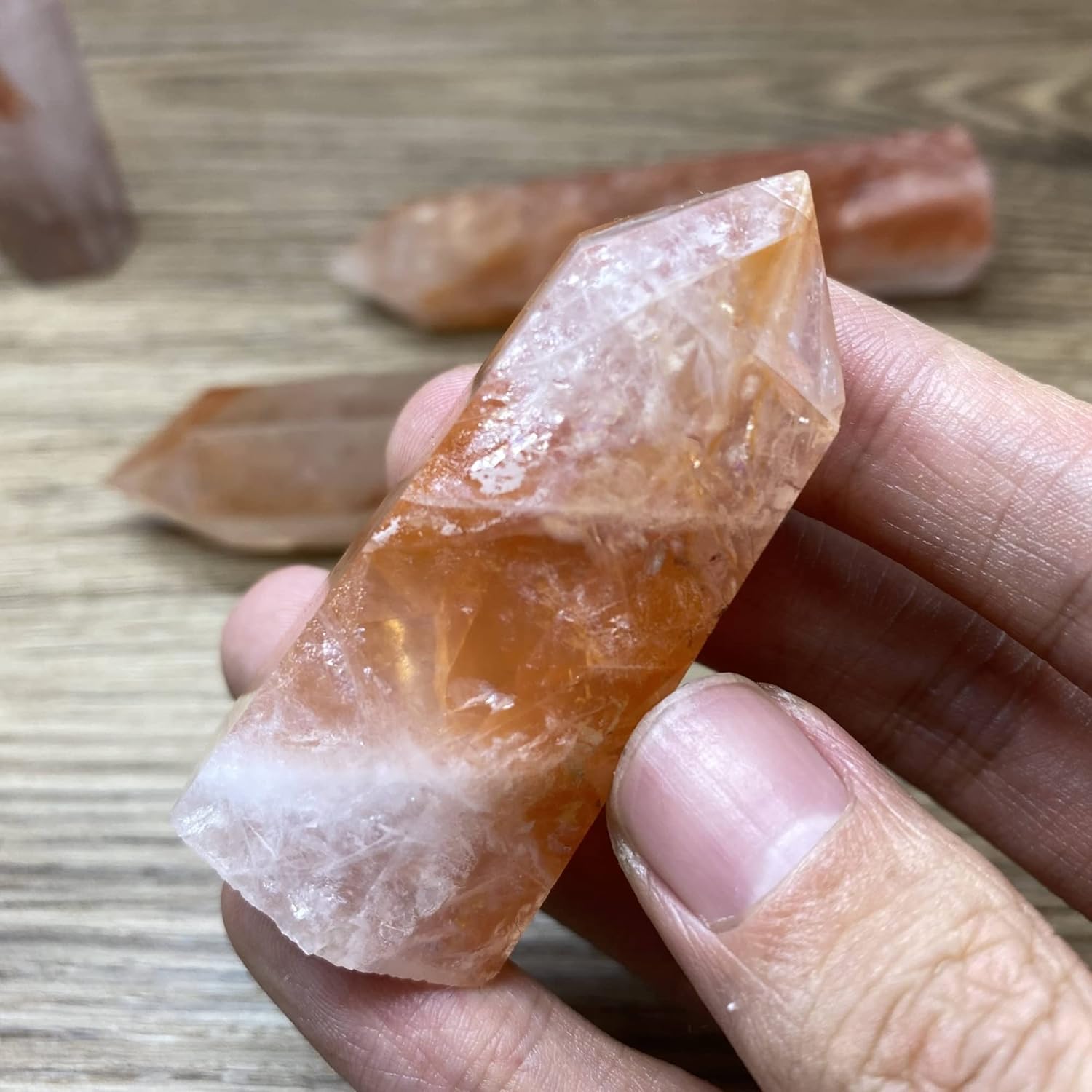 Quartz Decoration 1PC Natural Polished Red Pagoda Fire Quartz Points Can Be Used for Home Decor (Size : 11-12CM)