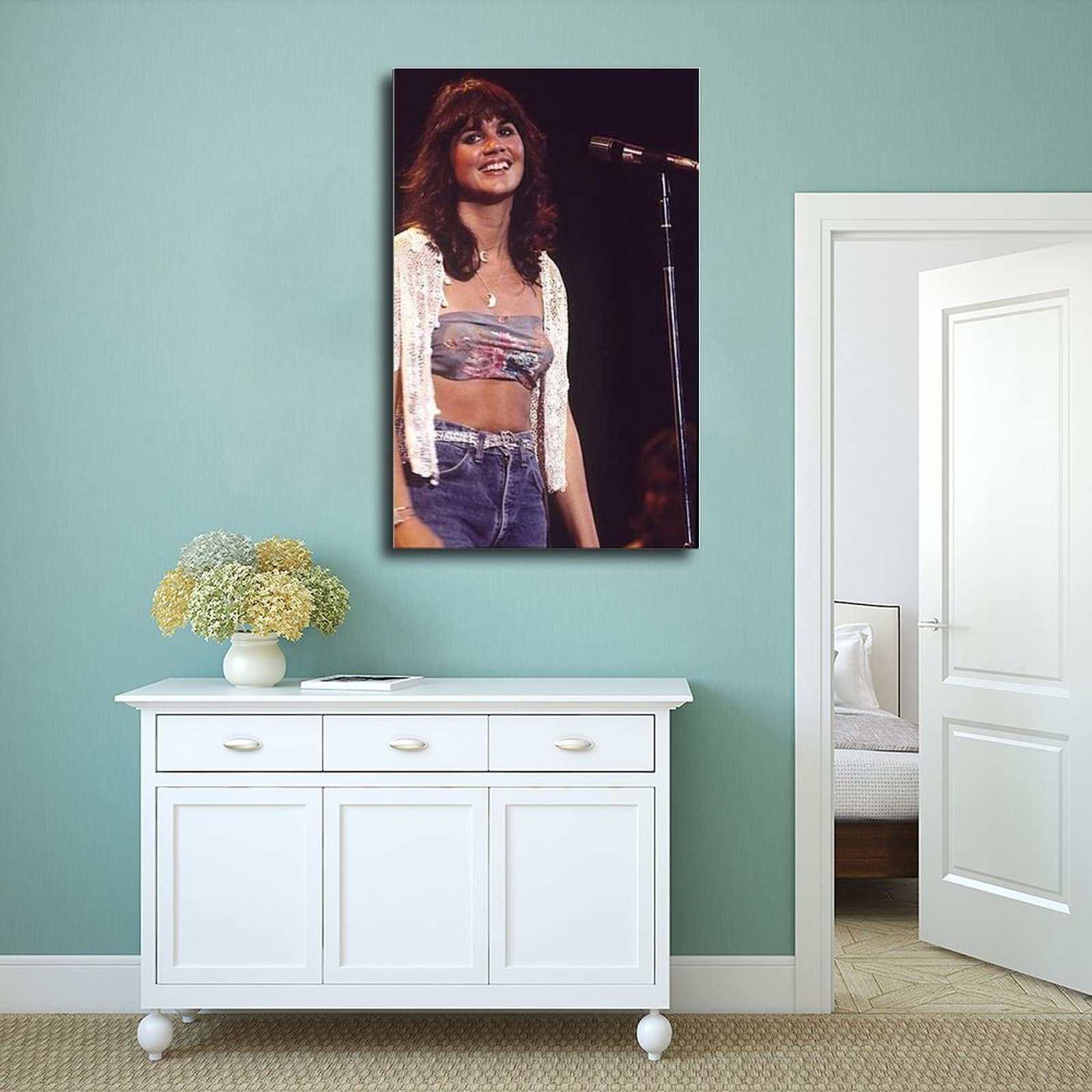 Amazon.com: Rocker Linda Ronstadt Star Poster 04 Canvas Poster
