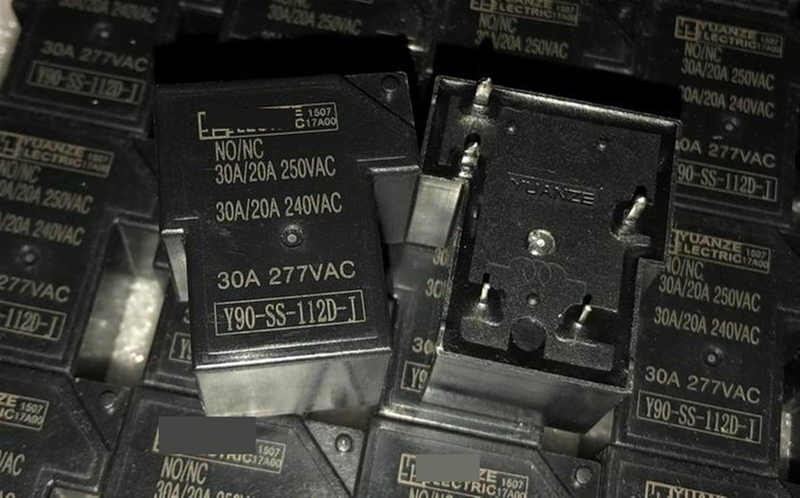 Relais Y90-SS-118D 18V haute commutation 20A à 40A robuste - 4