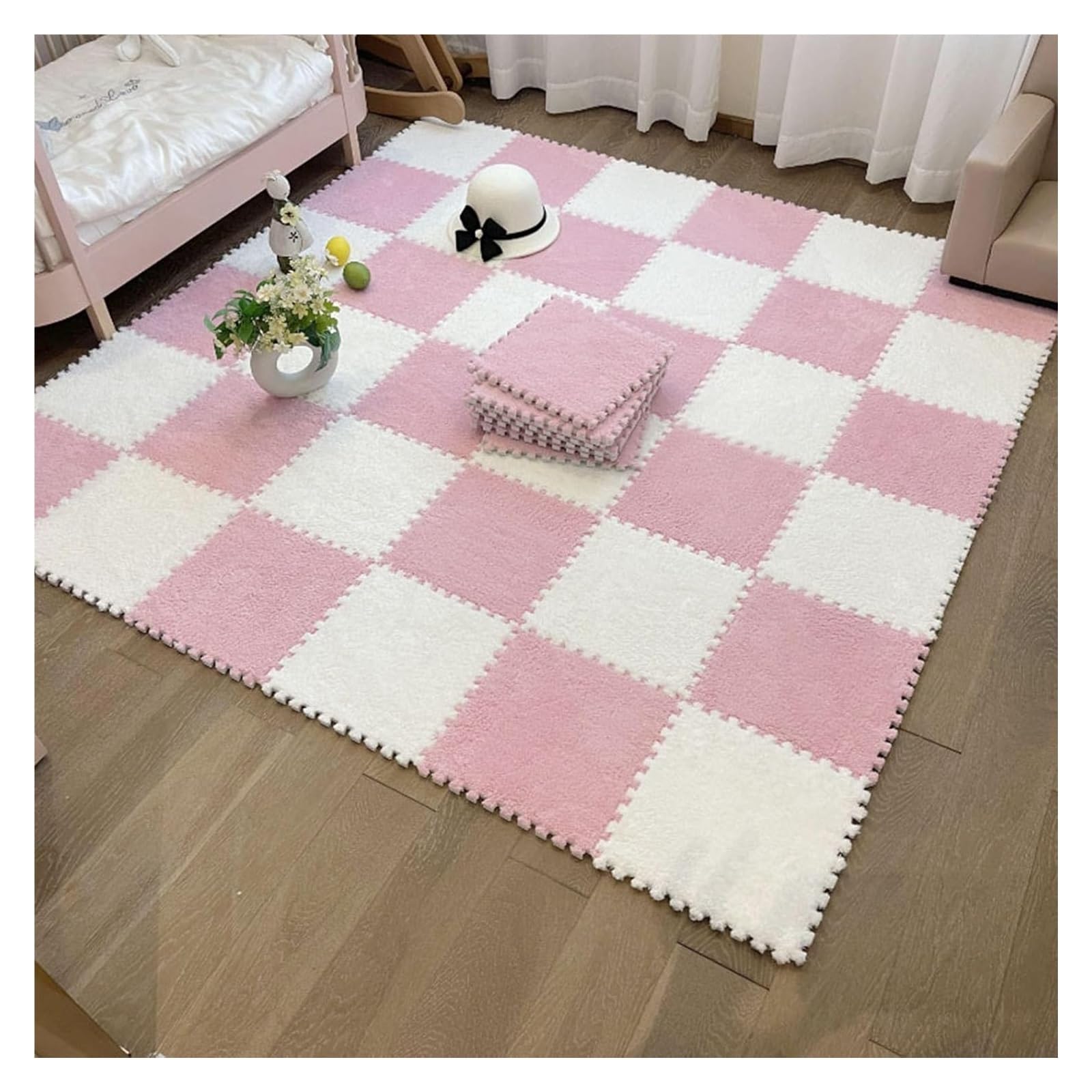 Piankowa mata podłogowa, 150 szt. Łączonych płytek dywanowych, pluszowa piankowa mata podłogowa Puzzle, dywaniki, miękka puszysta mata do zabawy 11,8 cala, Playmat, ochronne płytki podłogowe(Pink+whit
