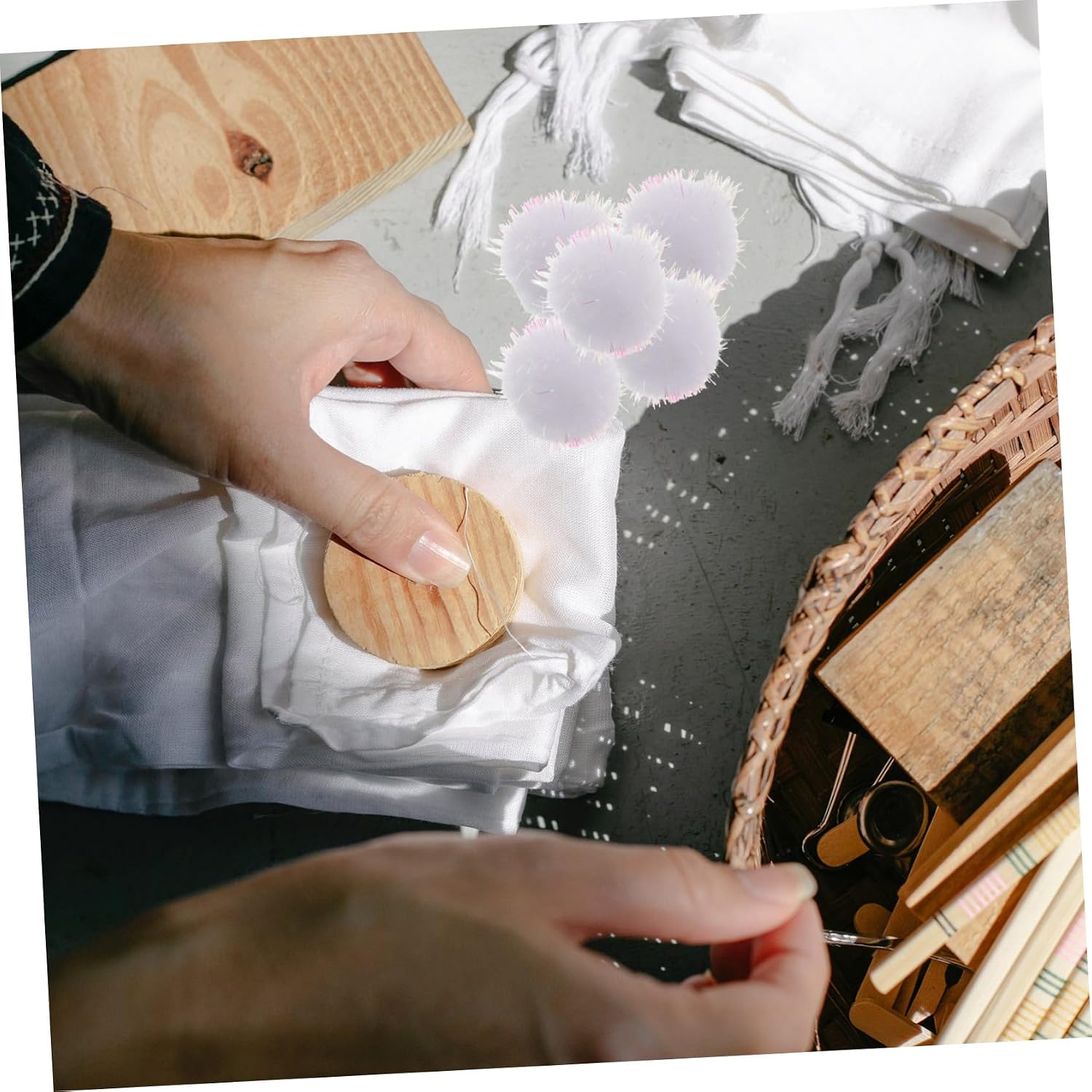 STOBOK 500pcs Pompom for Crafts Soft Accessories for Clothing Jewelry and Home Decor