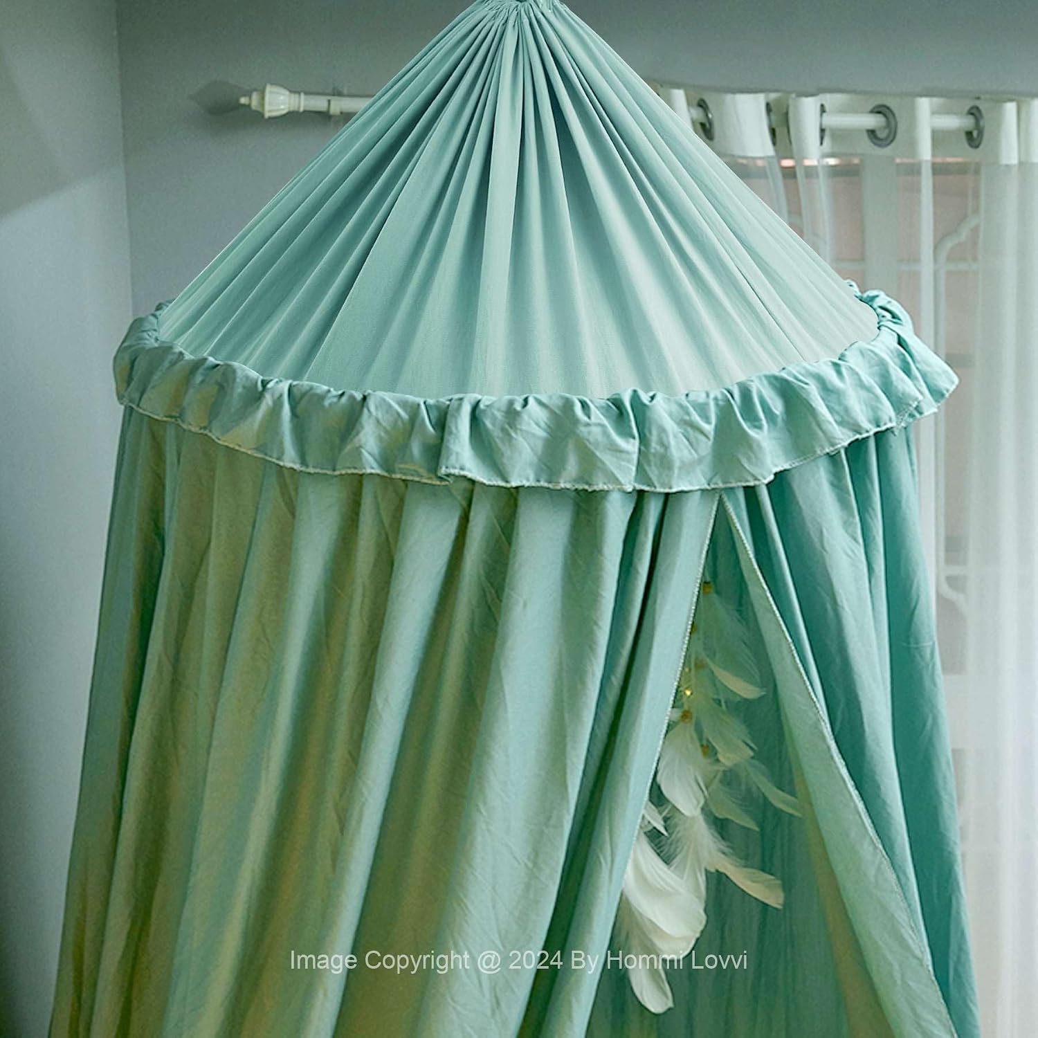 Hommi Lovvi Bed Canopy for Girls, Dreamy Frills Ceiling Hanging Princess Canopy Bedroom Decoration Soft Canopy Net Reading Nook, Extra Large Full Queen Size Bed Canopies - Green
