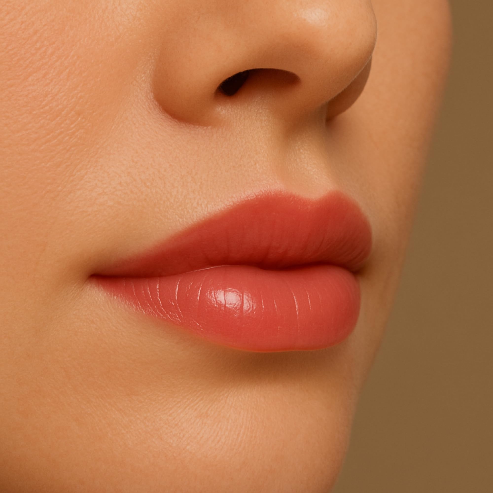 M. Asam MAGIC FINISH Lip Oil Melon Kiss (6ml) – Lippenöl Für Gepflegte, Glänzende Lippen, Spendet Feuchtigkeit & Volumen, Leichte Textur Mit Glanz-Finish & Hyaluron, Vegane Lippenpflege