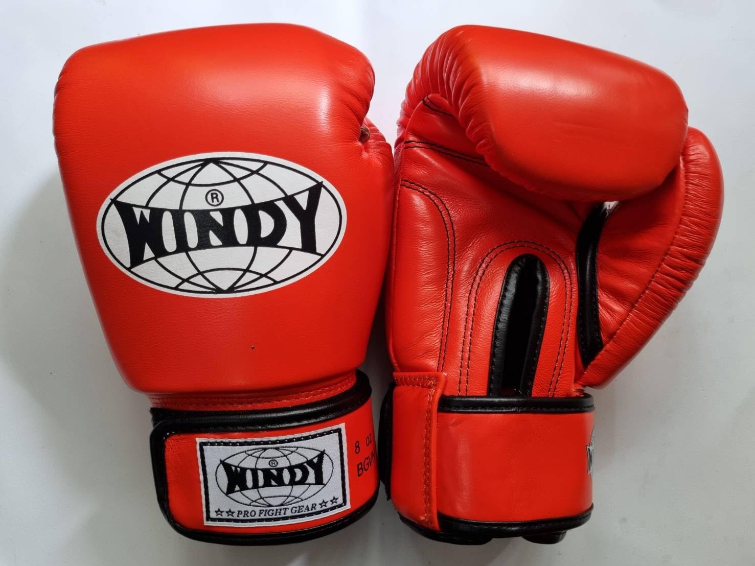 J*J様 WINDY ボクシンググローブ 16oz レッド BGVH WINDY BGL 試合用グローブ(ひも式) - フィットネスショップ通販サイト