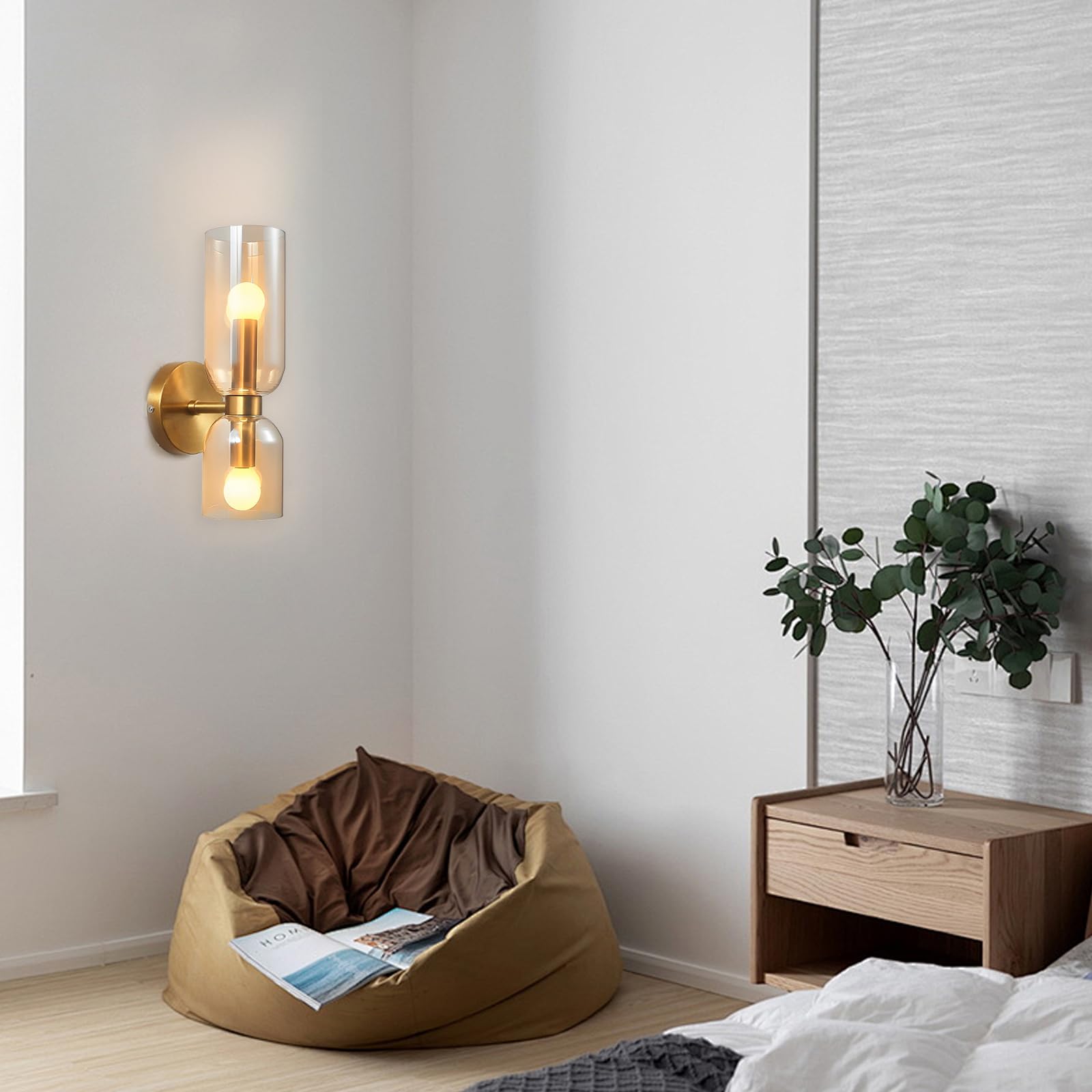 EKSED Aplique de Pared Moderno con Pantalla de Vidrio Soplado Asimétrico – Lámpara de Pared con Luz Arriba y Abajo y Casquillo E14 para Dormitorio Pasillo Baño (dorado)