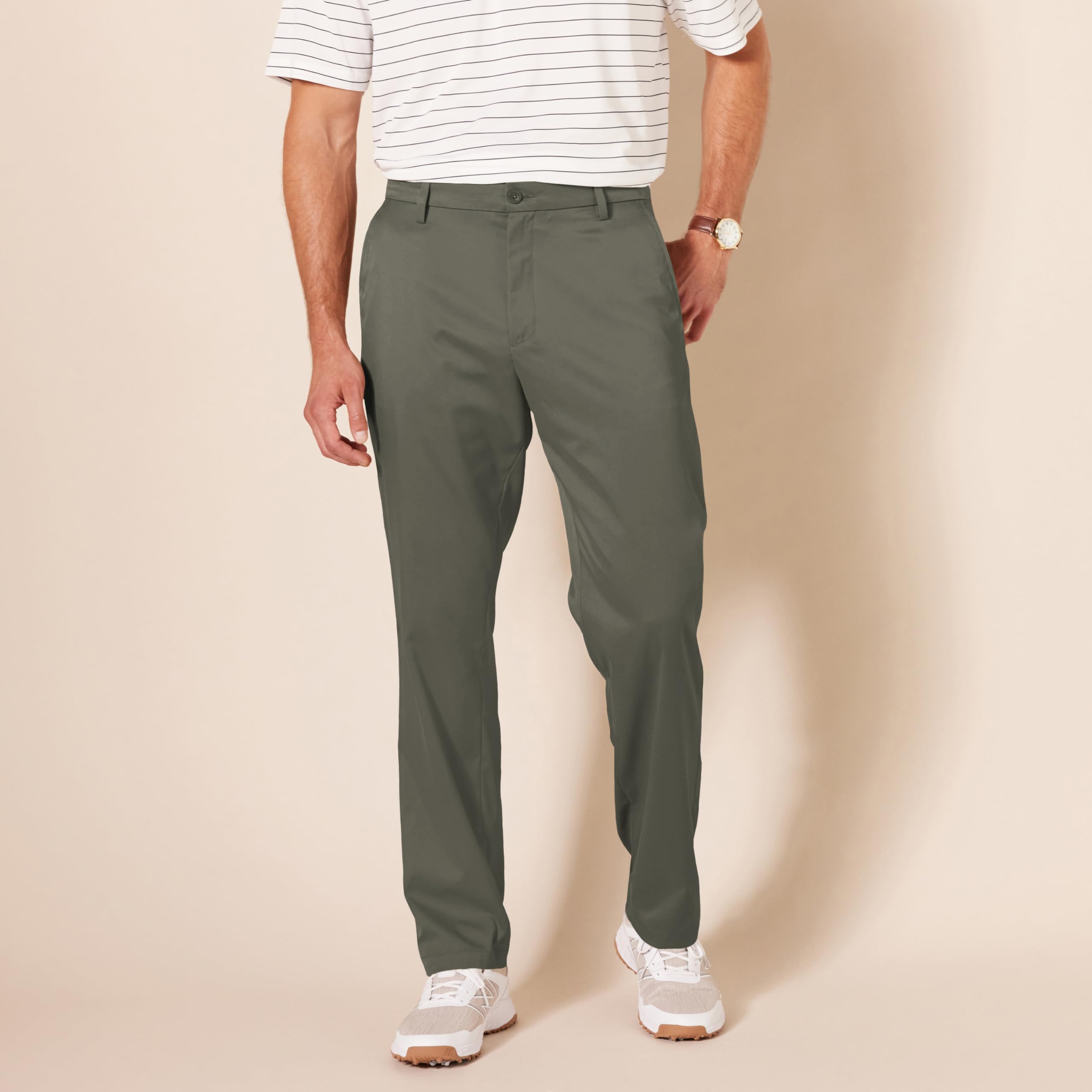 Amazon Essentials Pantalones de Golf Elásticos de Corte Clásico para Todo el Día Hombre, Verde Oliva, 34W / 30L