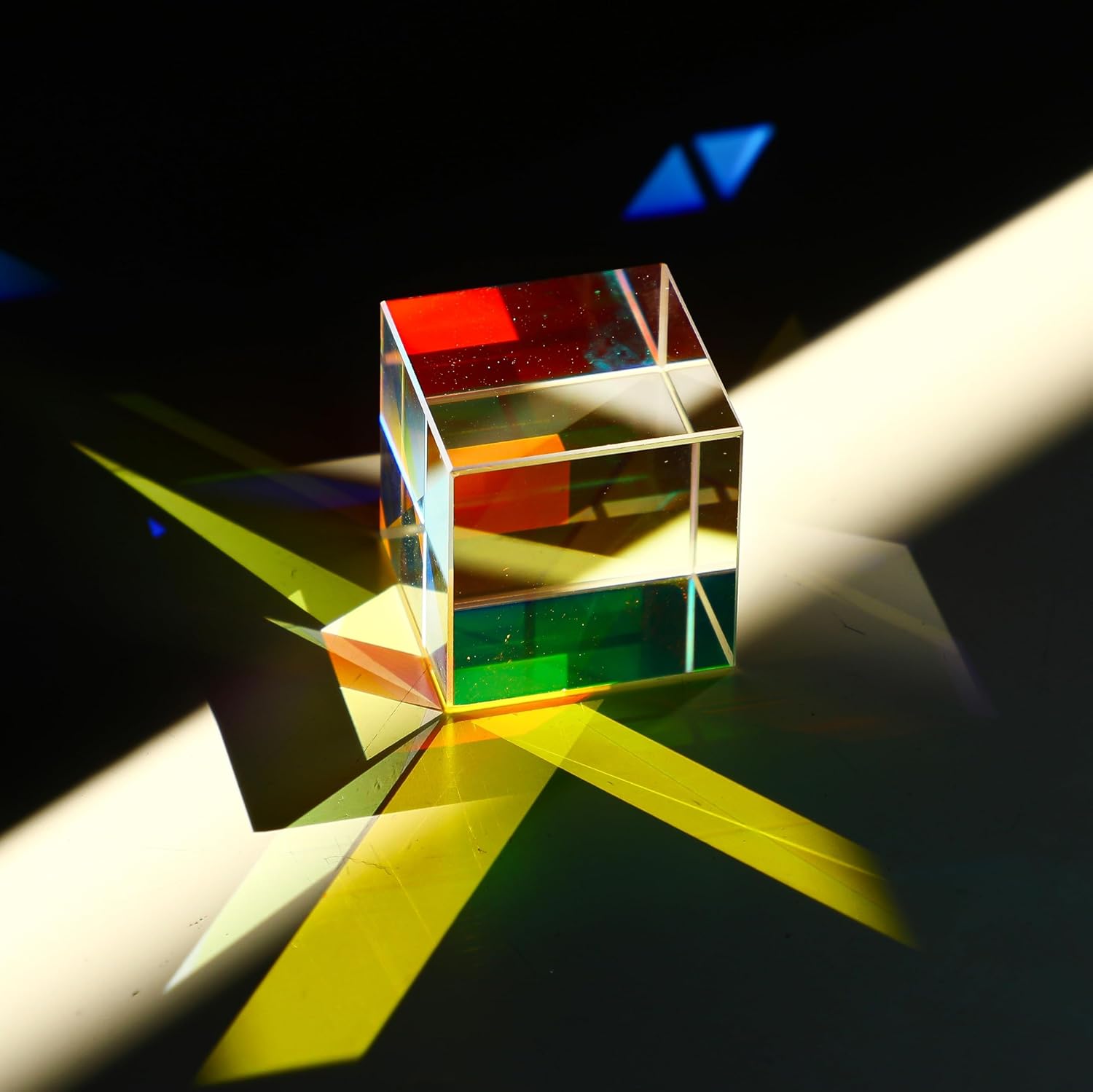 HDCRYSTALGIFTS 20mm Crystal Glass Prism Cube RGB Dispersion Optical Glass X-Cube Prism for Teaching Light Spectrum Physics Gift of Light