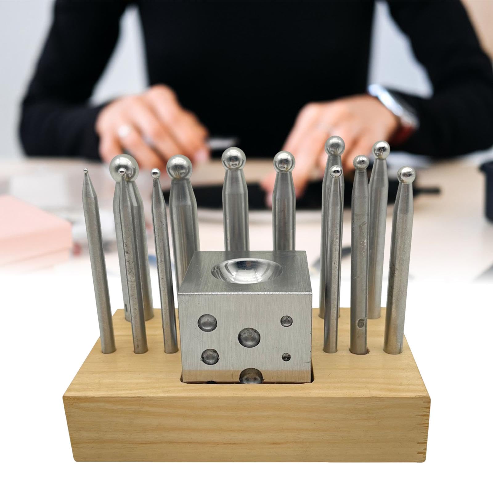 Perfeclan Kit 13 Outils formage métaux à Damper et à poinçonner, avec Base en Bois, pour la Fabrication Bijoux et Autres créations.