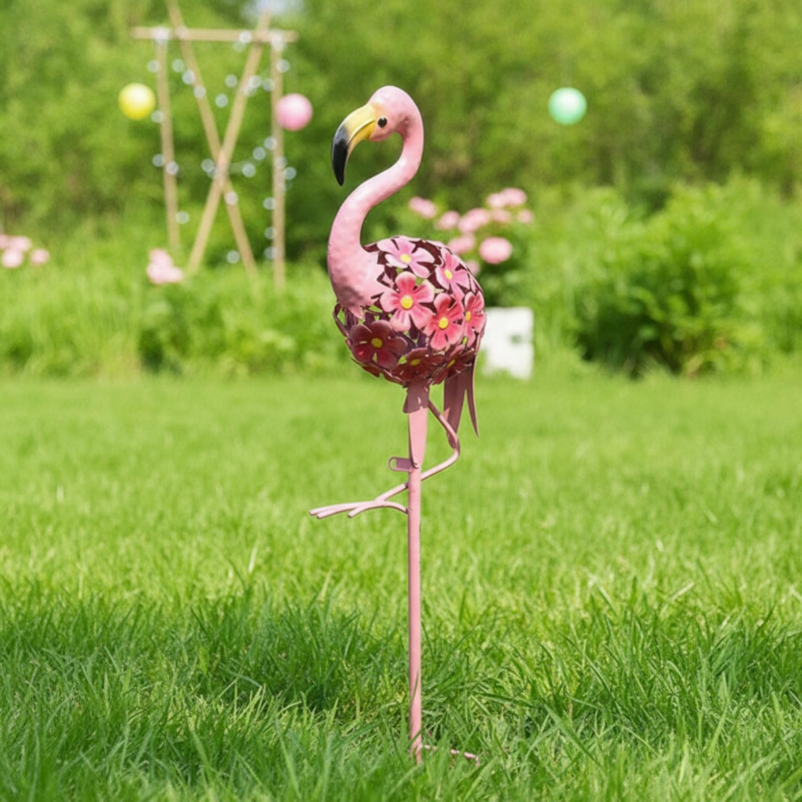 Flamingo Skulptur Metall Gartenfigur Deko Statue Gartenskulptur mit Blumenmuster Langlebig mit Bodenstecker für Hof Beet Balkon Außenbereich Dekoration 70cm