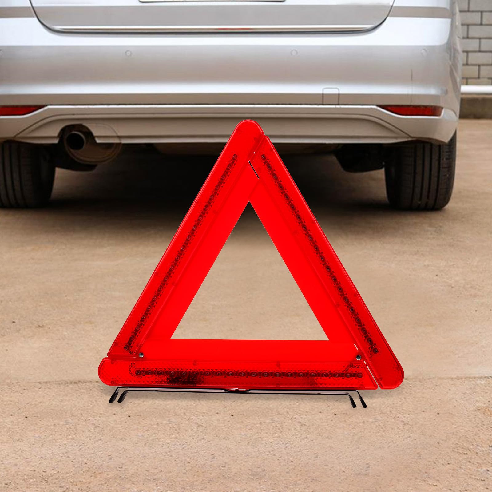 Hemobllo Triangolo di Pericolo LED Rosso Abs Pieghevole per Auto | Spazio Ridotto, Batterie 3 X Aa Non Incluse, Struttura Robusta e Formato Triangolare