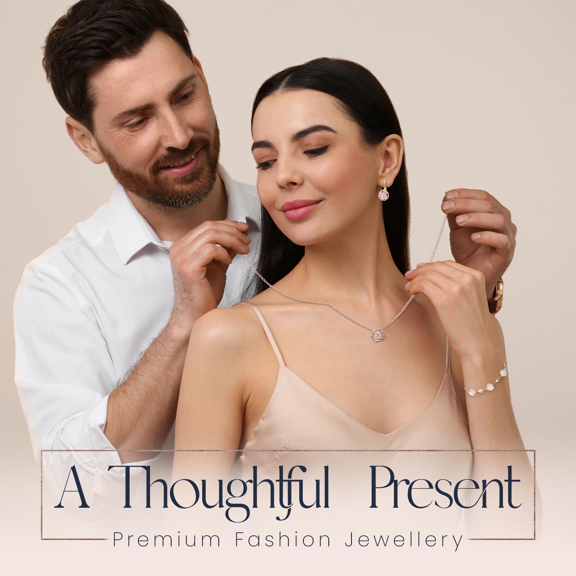 Crystalline Azuria Femme Ensemble des Roses Collier et Pendants Levier Dos Boucles d'Oreilles Bracelet 18ct Plaqué Or Rosé Blanc avec Cristaux Blancs