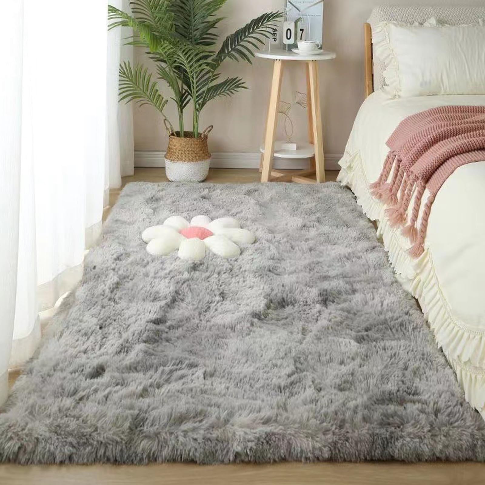 YUANWAN Runner Rug Rug for Bedroom 110 x 270 cm(43 x 106inch) Thick Dense Pile Non Shed Fluffy Non Slip Non Shedding Carpet Plush Shaggy Rugs for Bedroom Dining Room Office, Light Grey