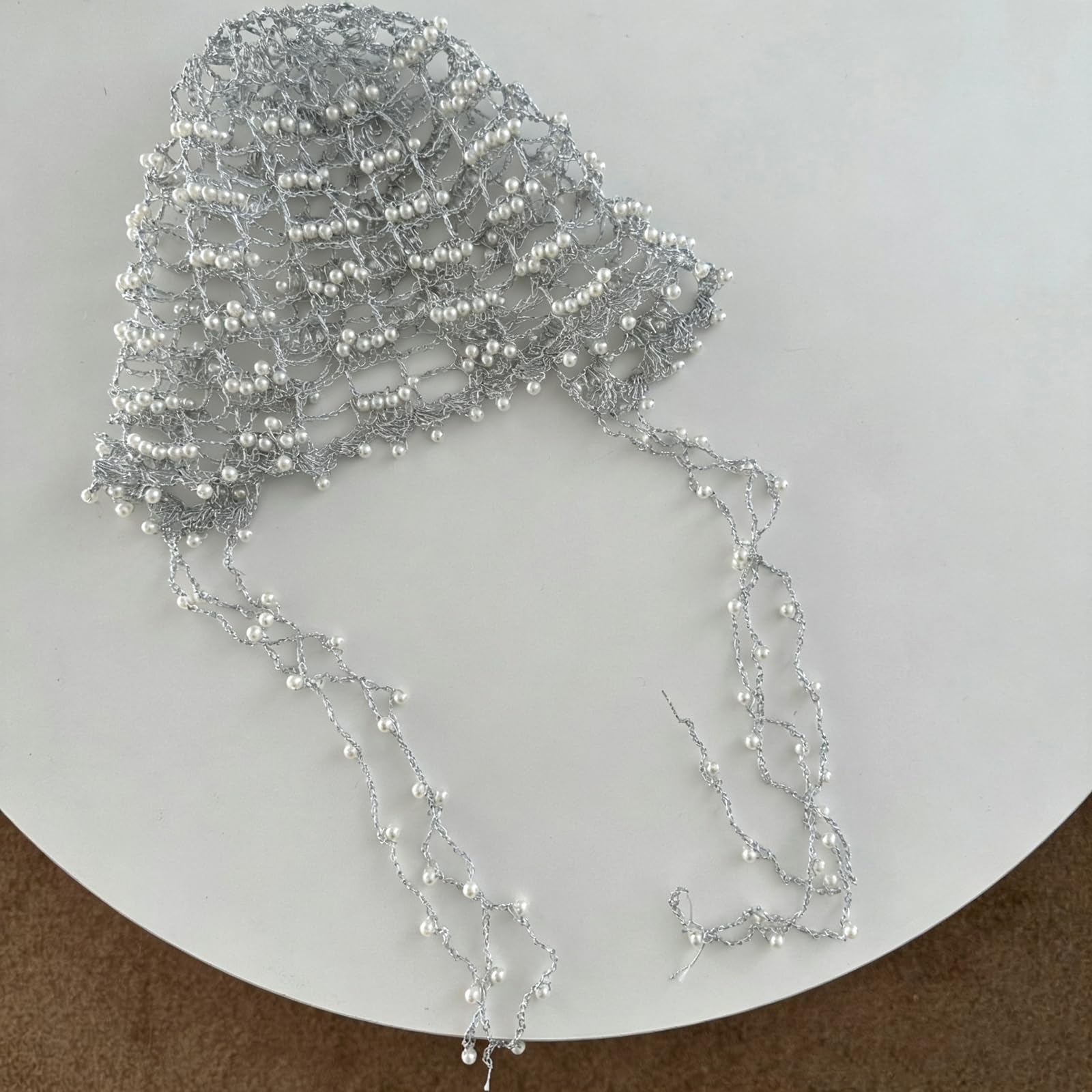 Berretto Traforato da Donna con Perle E Nappe Traspirante Stile Y2k
