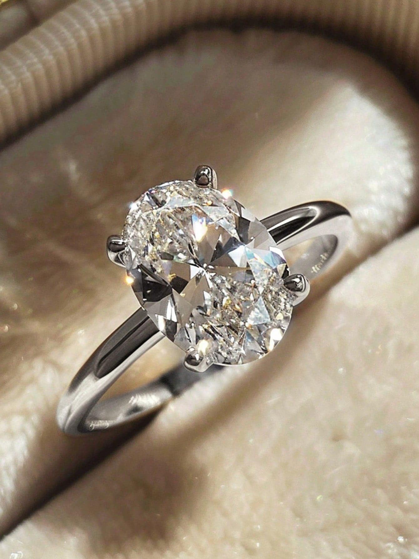 1 PC 925 Silver Elegant Luxury 1CT-5CT Oval Solitaire Ring for Women Engagement Wear Promise Ring Best Gift for Women Fine Jewellery Gifts Gifts For Mom Party Favors
