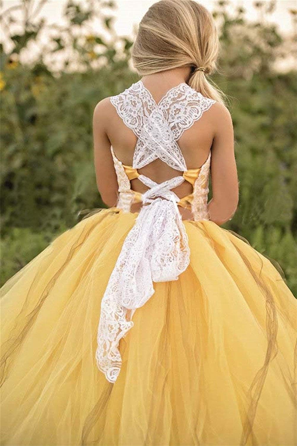 Vestido de Dama de Honor de Tul Amarillo con Cinturón de Flor de