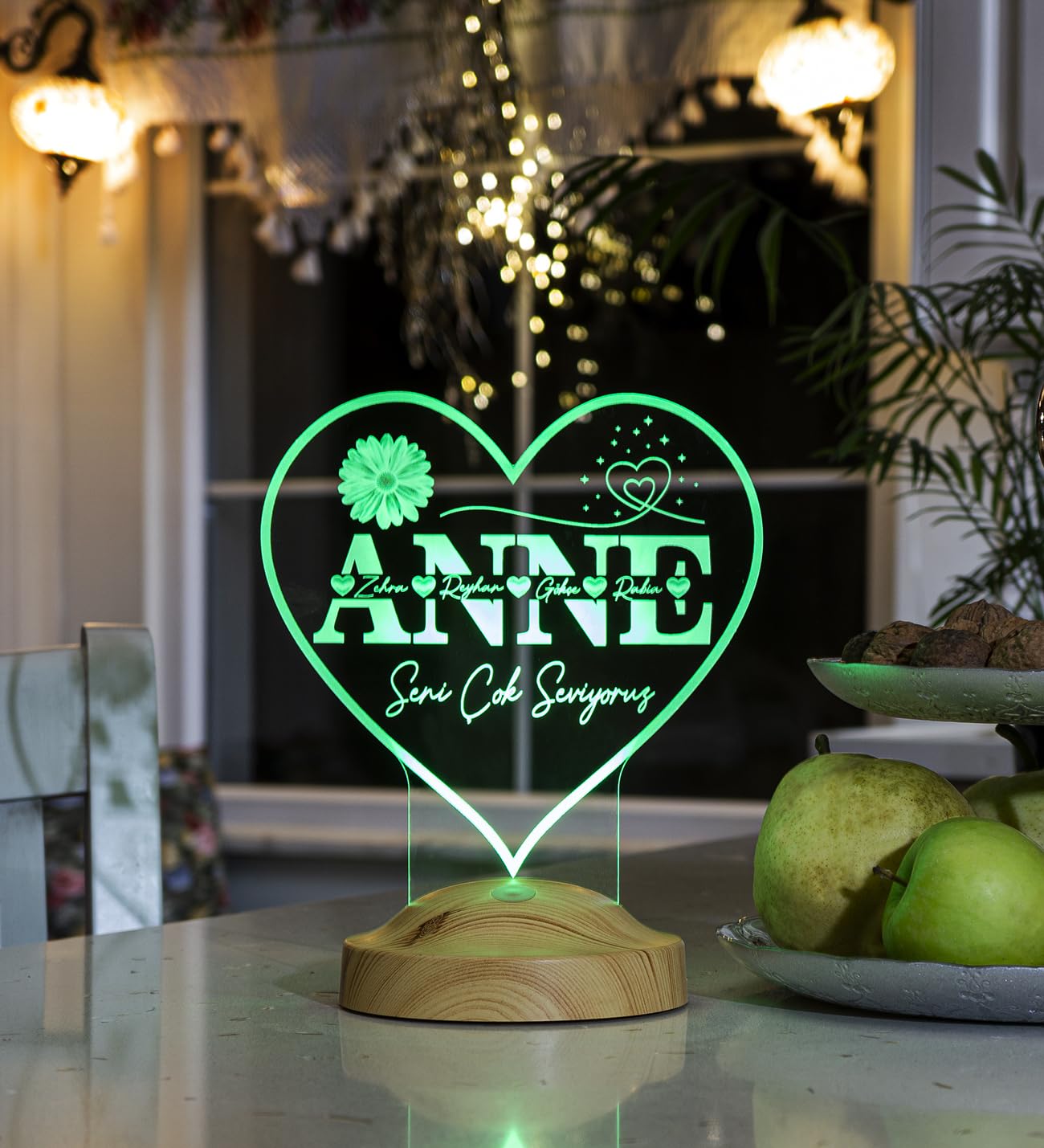 Kalp Şeklinde Anneler Günü Hediyesi, Kişiye Özel Anneye Hediye İsim Yazılı Led Lamba
